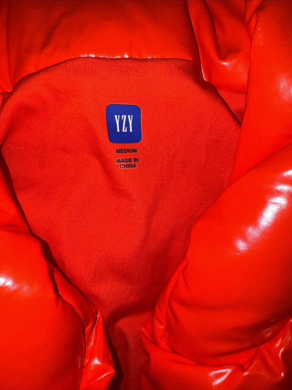 Balenciaga × Gap × Yeezy Yeezy GAP Round Jacket Red Size M New (StockX authenticated) Size US M / EU 48-50 / 2 - 3 Thumbnail