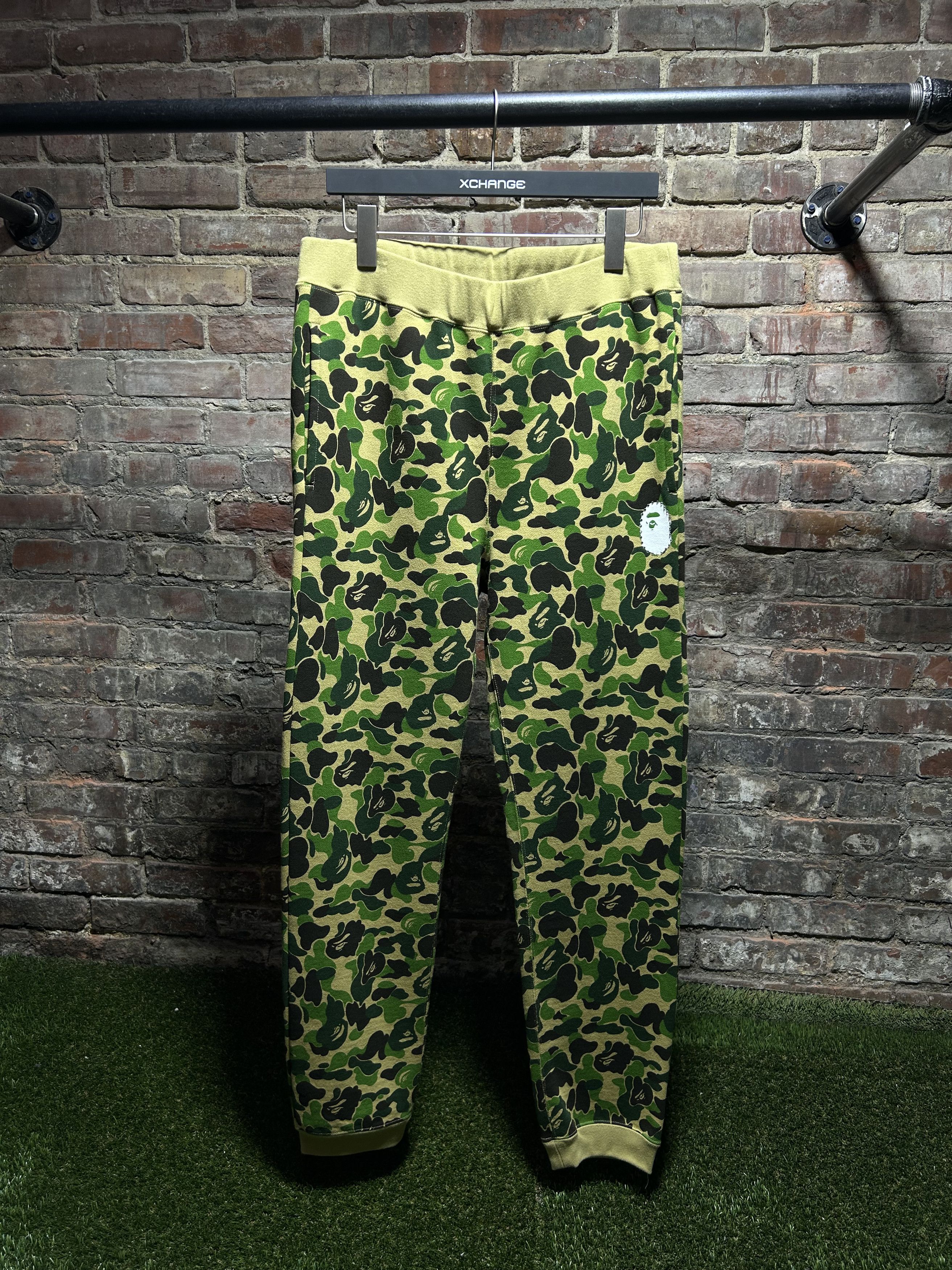 Bape BAPE ABC Camo Crystal Apehead Sweats Size US 34 / EU 50 - 1 Thumbnail