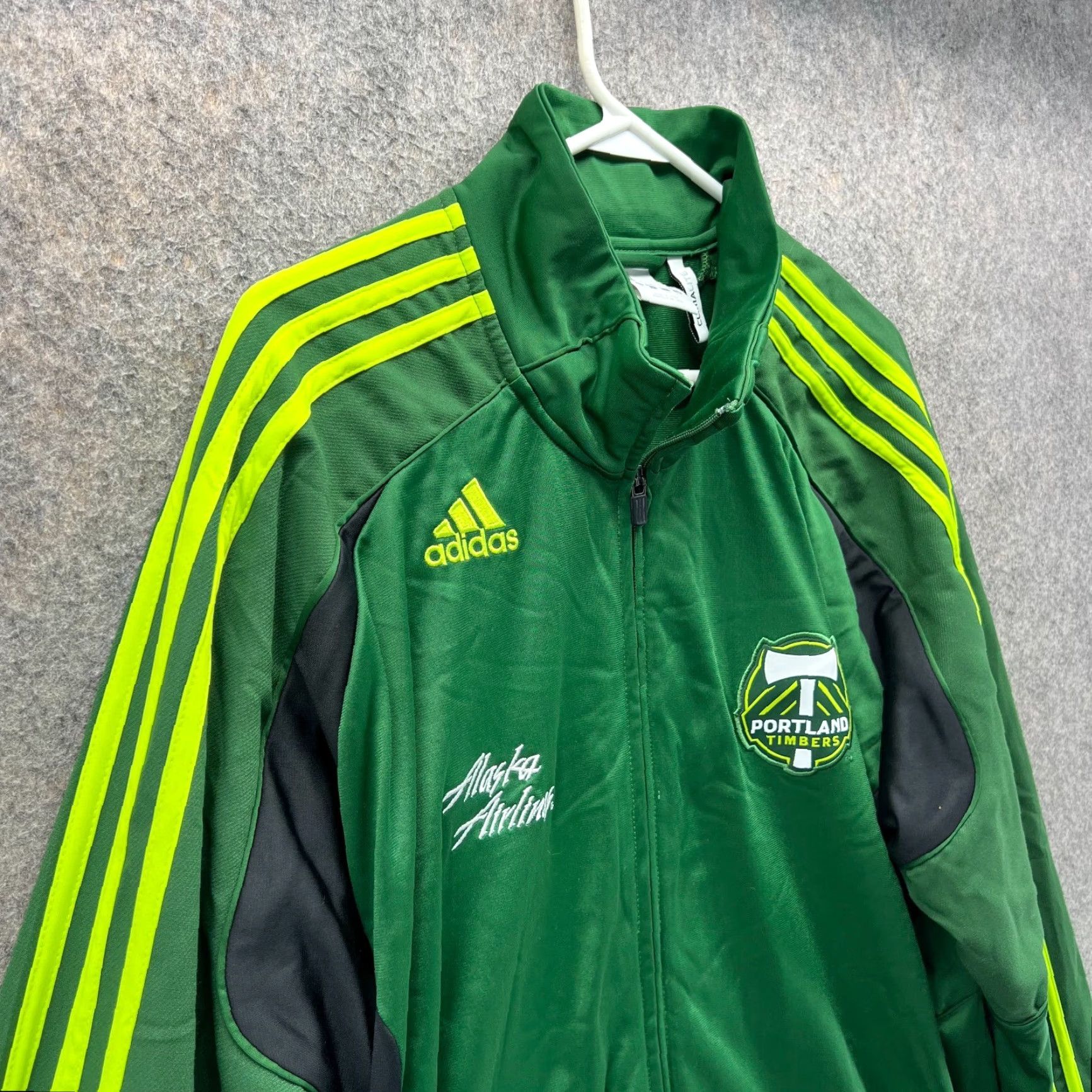 Adidas VINTAGE Adidas Jacket Men XL Green Yellow Track Portland Timbers 2010 RARE Soccer Bomber Jacke Size US XL / EU 56 / 4 - 5 Thumbnail