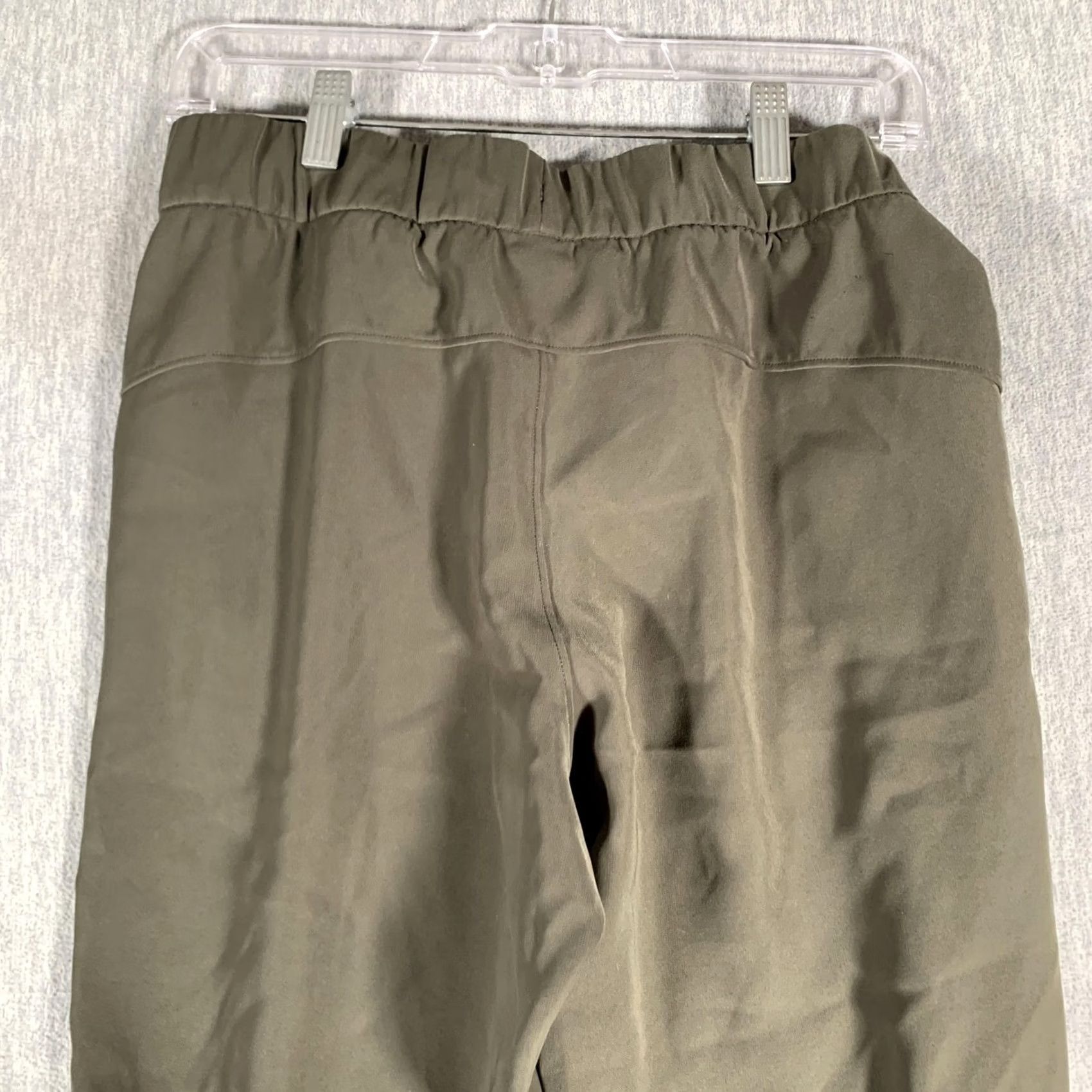 Lululemon Lululemon Pants Womens 6 Green Jogger Pants Yoga Gym Running Walking Lounge Stretch Pockets Elastic Waist Tapered Inseam 26.5" Drawstring Womens Size 28" / US 6 / IT 42 - 7 Thumbnail