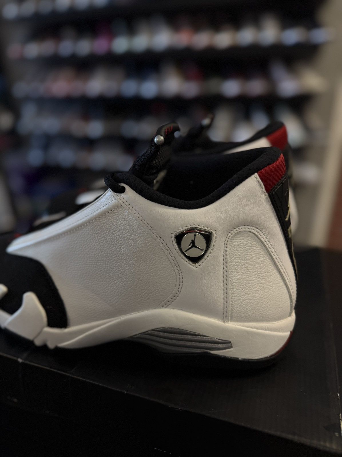 Jordan Brand × Nike Jordan 14 Black Toe 2014 (487471-102) Size 10.5 Size US 10.5 / EU 43-44 - 9 Thumbnail