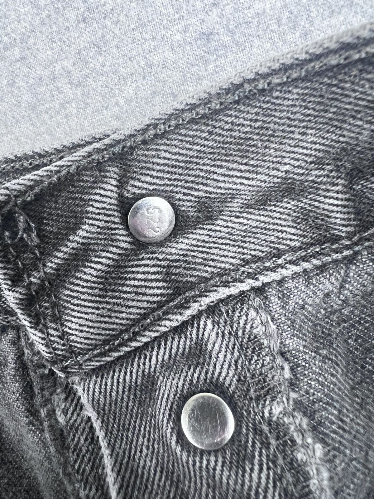 Levi's Vintage Levis Jeans Mens 34x32 (Fits 31x26.5) Black 501 Size US 31 - 10 Thumbnail