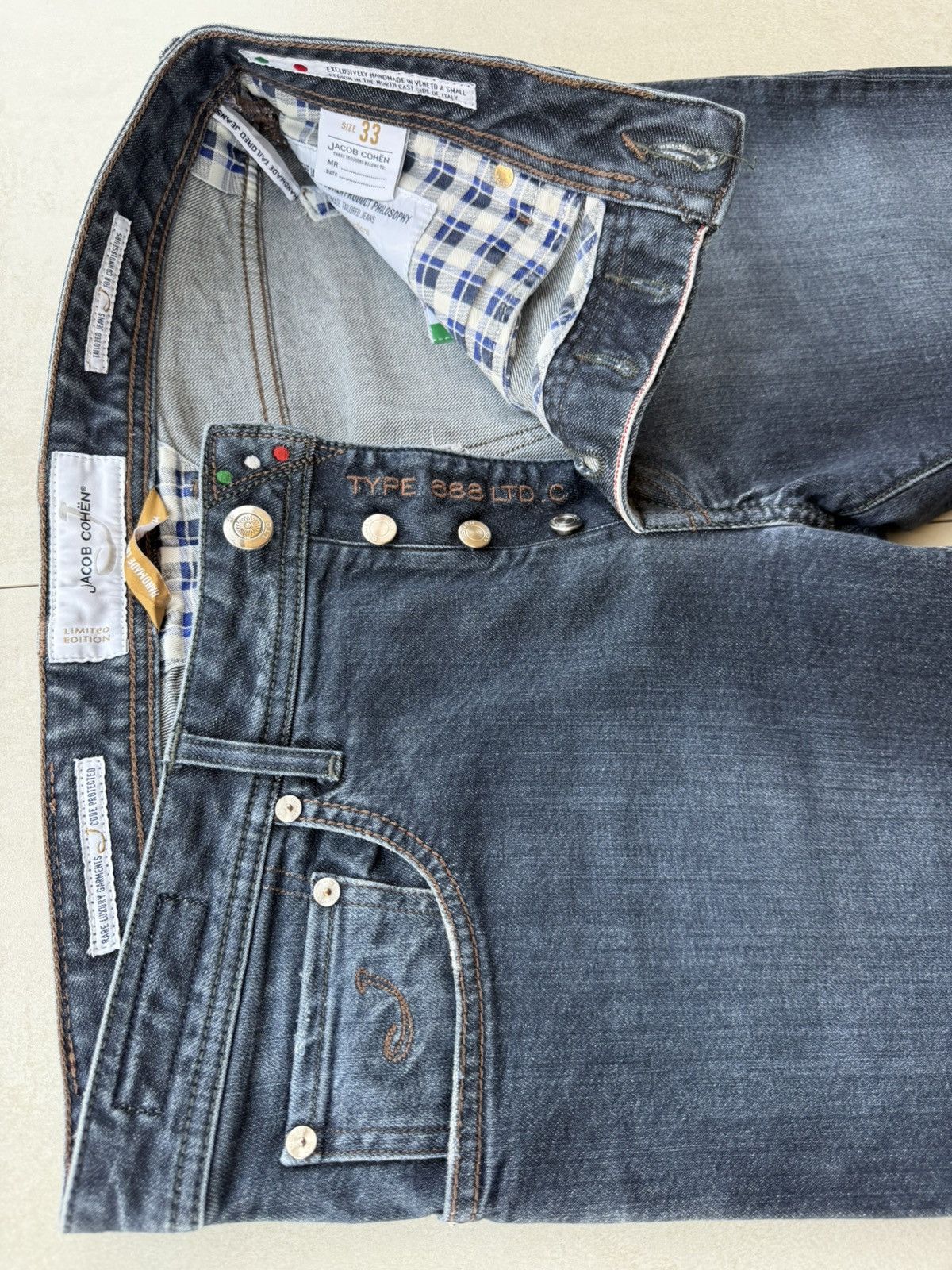 Jacob Cohën J688 Ltd Comf Blue Selvedge Size33