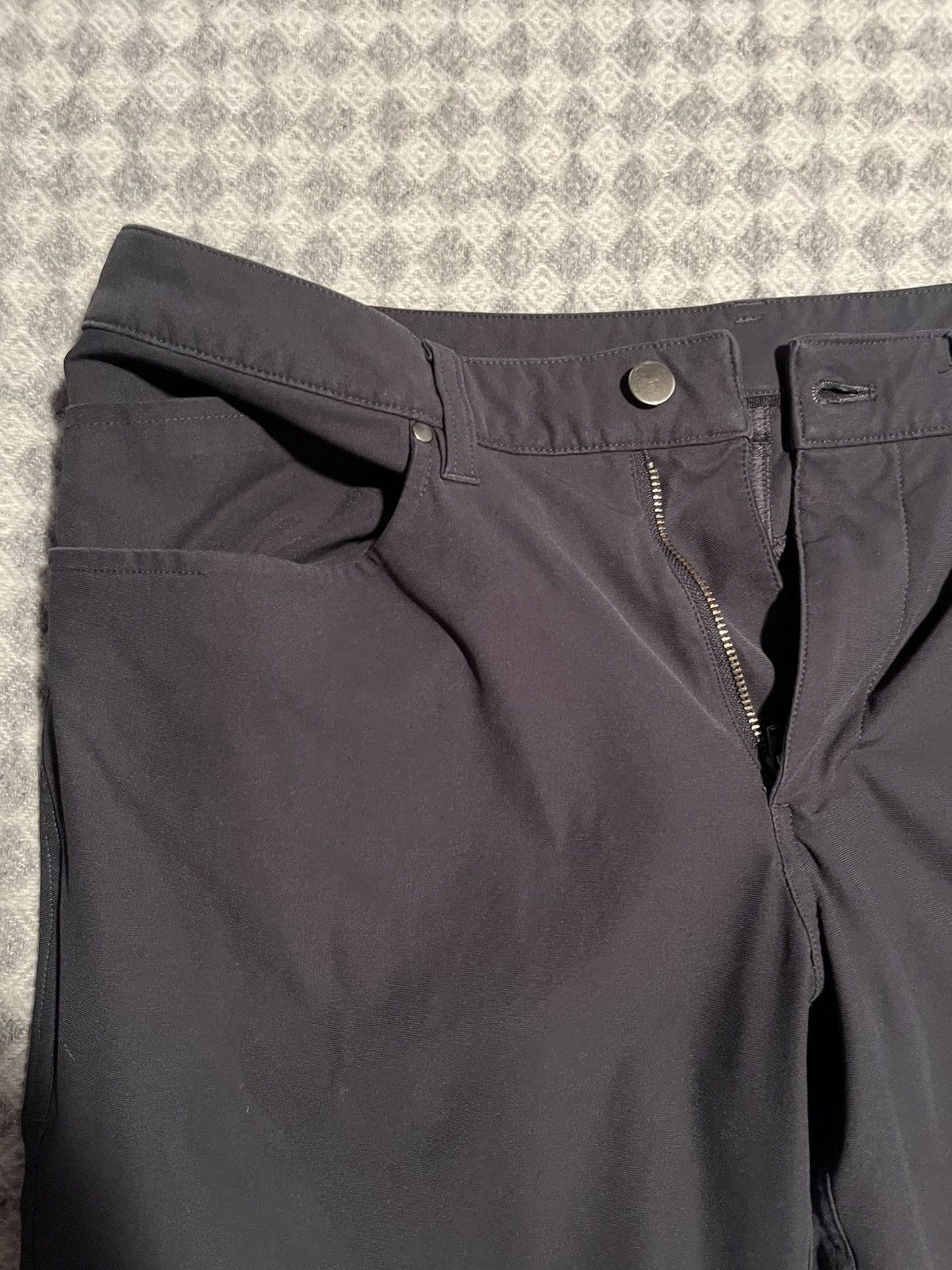 Lululemon Dark Grey Lululemon mens ABC pants W33*L33 Size US 33 - 2 Thumbnail