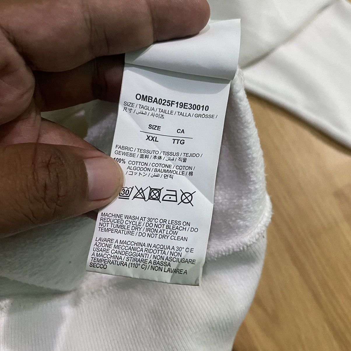 Off-White Off White 19AW Acrylic Arrows Slim Crewneck Size US XXL / EU 58 / 5 - 7 Thumbnail