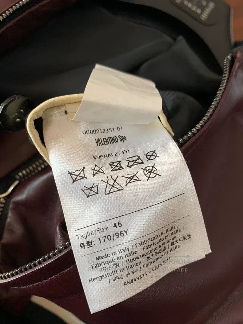 Valentino Valentino leather Size US M / EU 48-50 / 2 - 7 Thumbnail