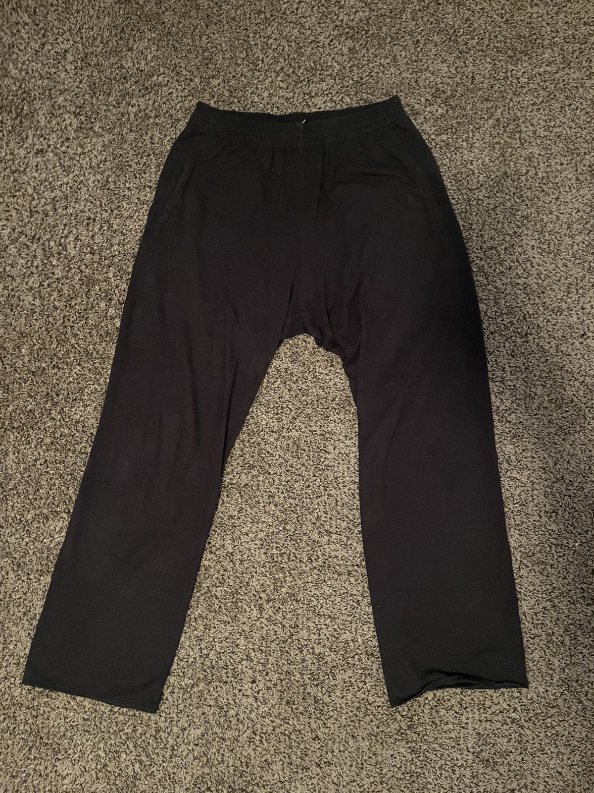 Balenciaga × Gap × Yeezy Yeezy Sweatpants Engineered by balenciaga Size US 31 - 1 Thumbnail