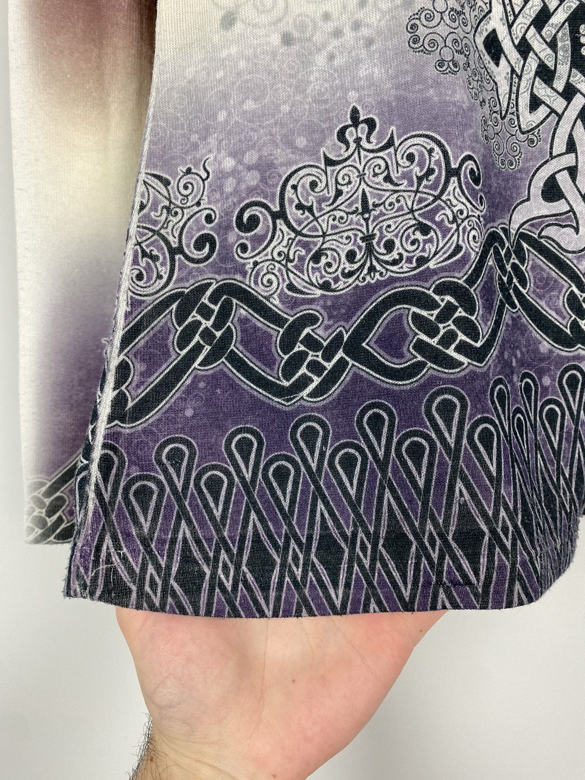 Vintage Y2K Davida Rhinstone Cross Tribal Graphic Mesh Long Sleeve Size L / US 10 / IT 46 - 7 Thumbnail