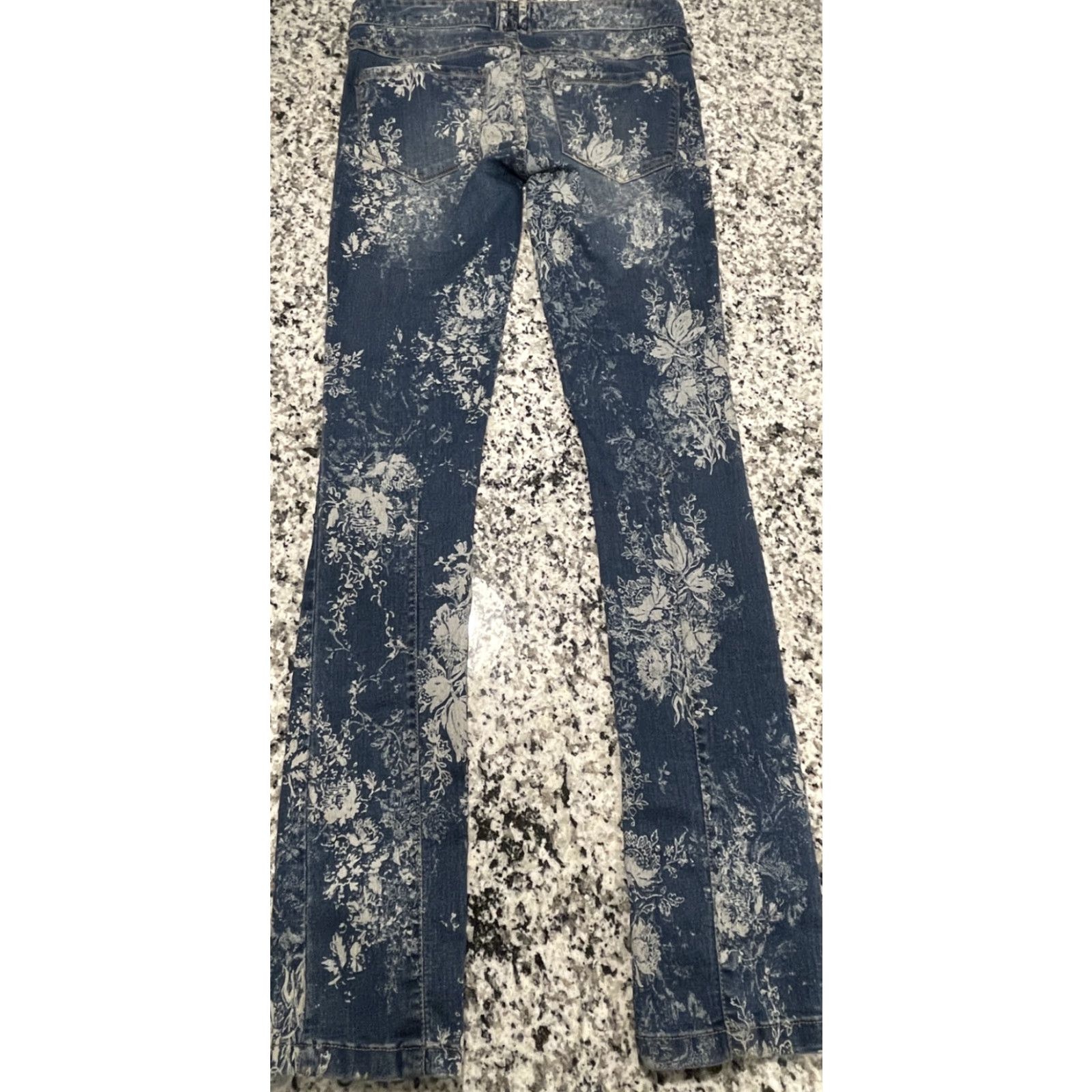 Free People FREE PEOPLE Floral Print Skinny Jeans Women Size 26 Blue Size 26" / US 2 / IT 38 - 4 Thumbnail