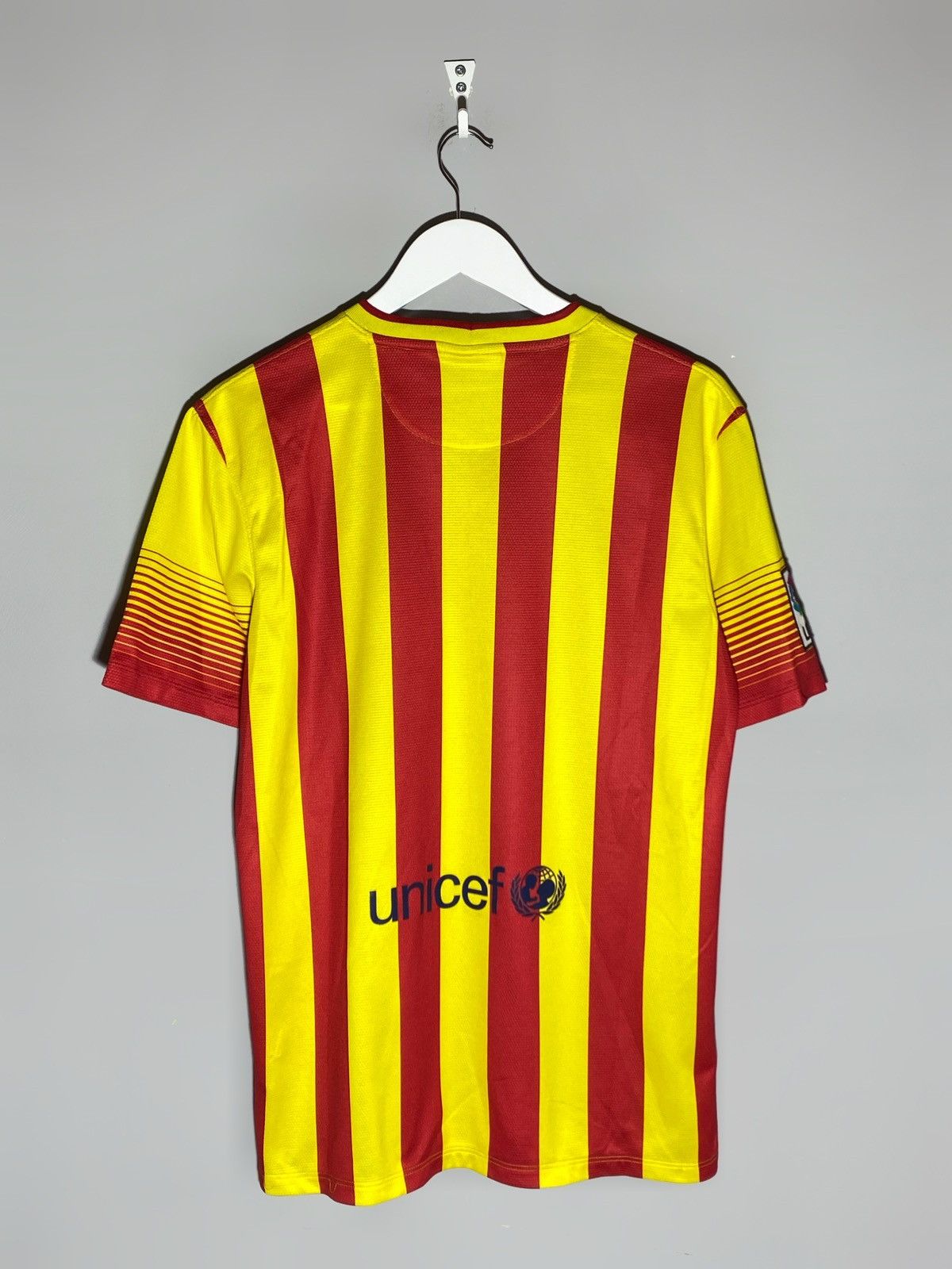 Nike Nike FC Barcelona 2013/14 Away Soccer Jersey Messi Era Size US M / EU 48-50 / 2 - 2 Thumbnail