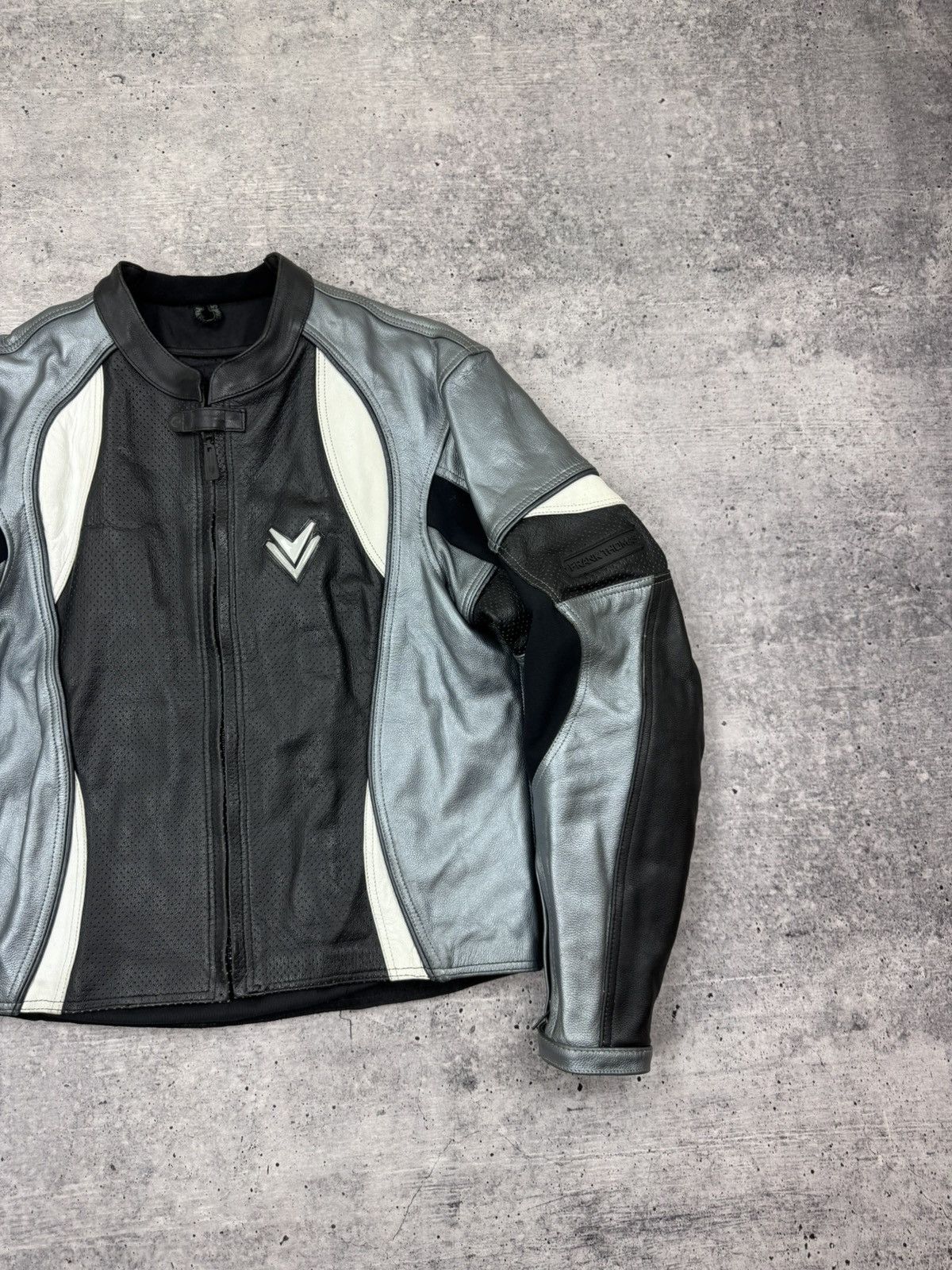 Vintage Vintage Frank Thomas Genuine Leather Racing Moto Jacket XL Size US XL / EU 56 / 4 - 3 Thumbnail