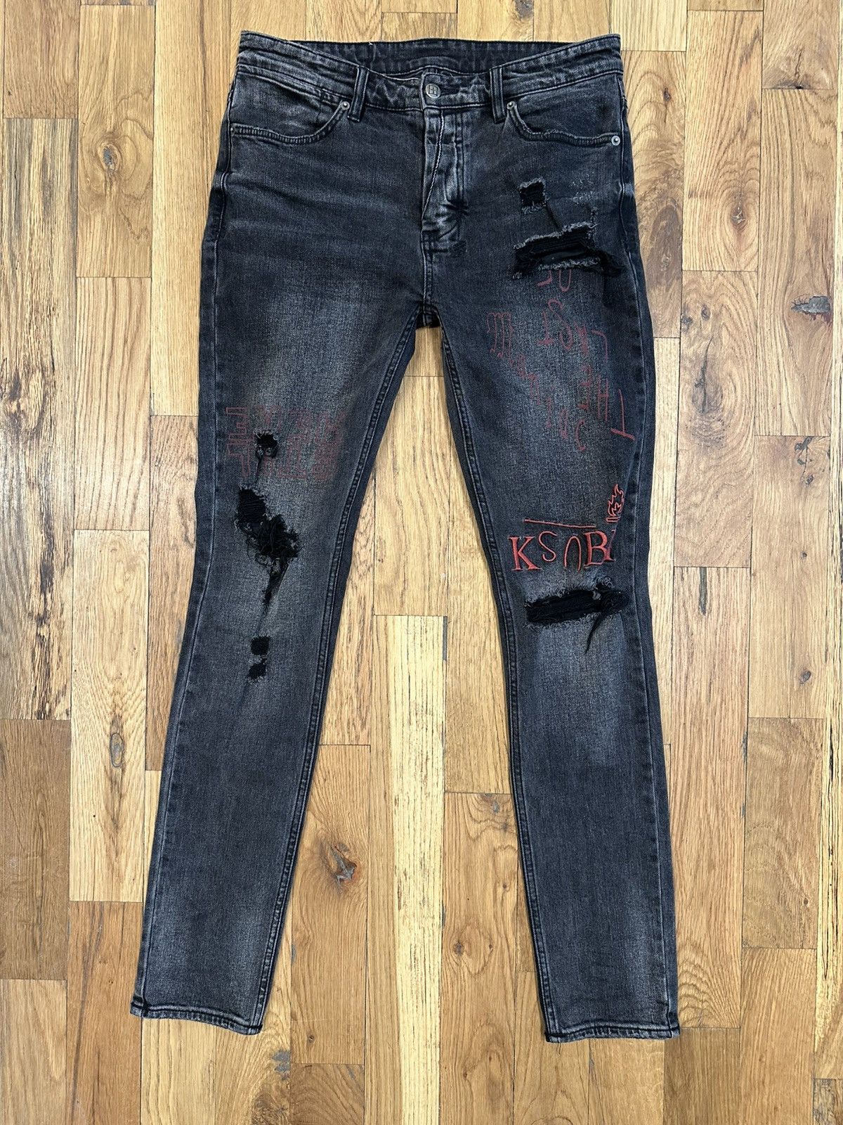 Ksubi Ksubi Red Embroidered Spell Black Denim Jeans Size 32 Size US 32 / EU 48 - 1 Thumbnail