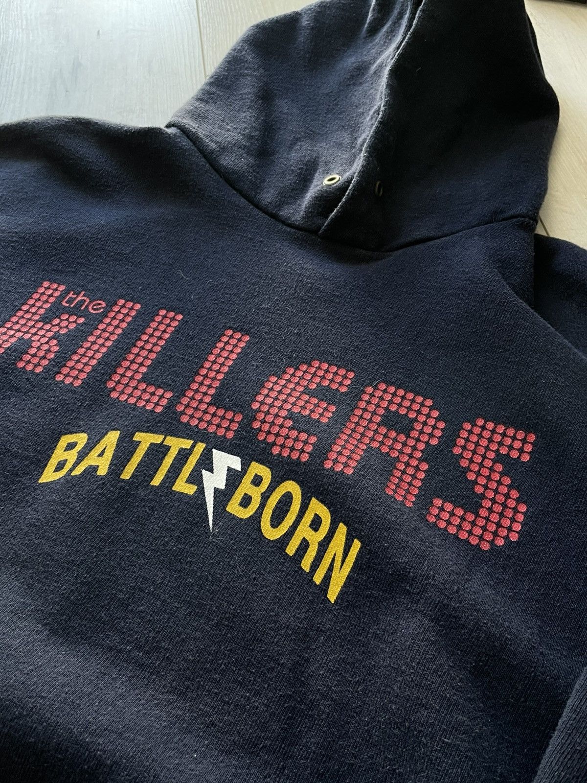 Band Tees Vintage The Killers 2012 Battl Born Tour Band Rock Hoodie Size US L / EU 52-54 / 3 - 6 Thumbnail
