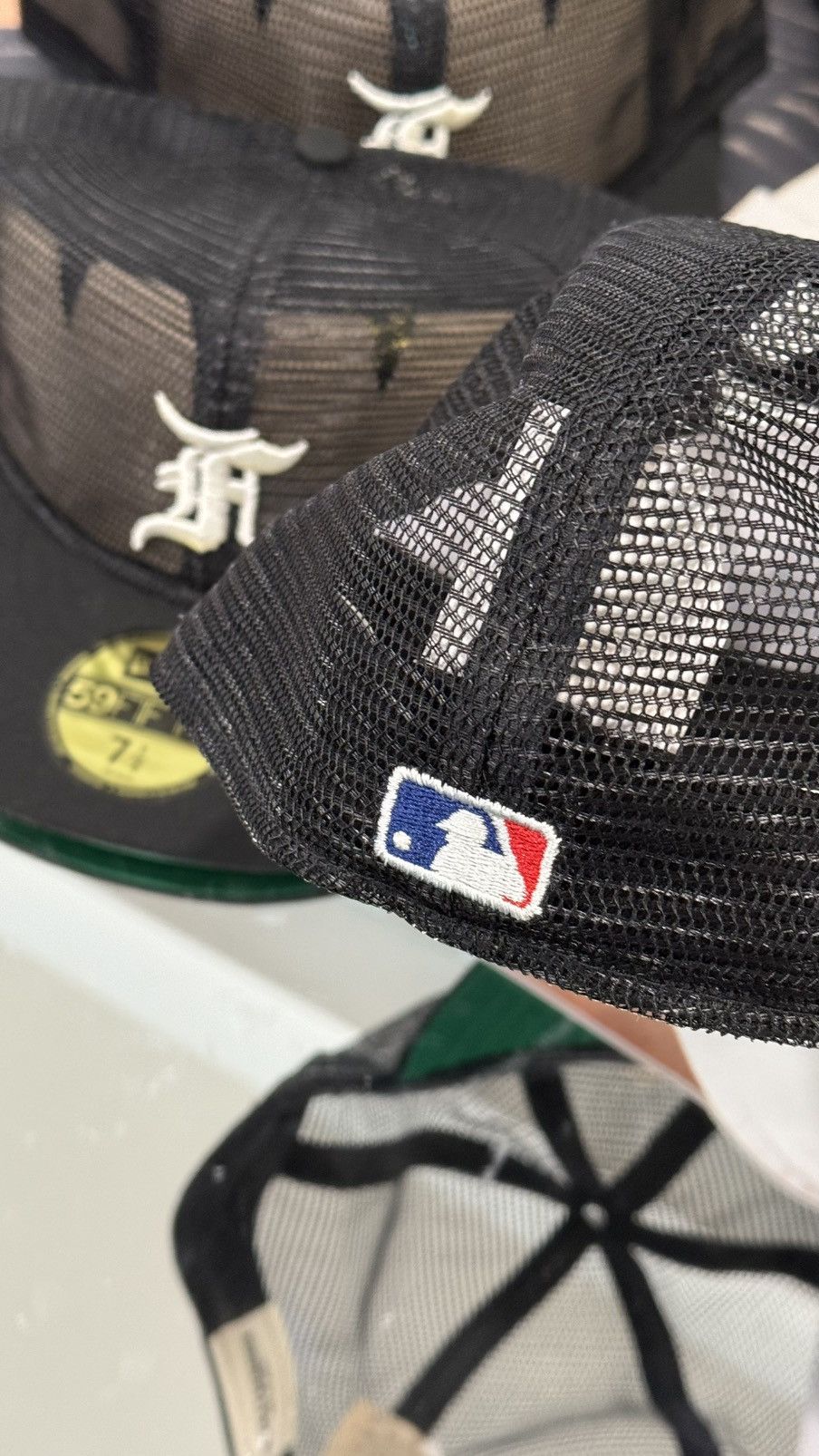 Fear of God × MLB × New Era (new+tag) Fear Of God x New Era fitted 59FIFTY hat size 7.5 Size ONE SIZE - 4 Thumbnail