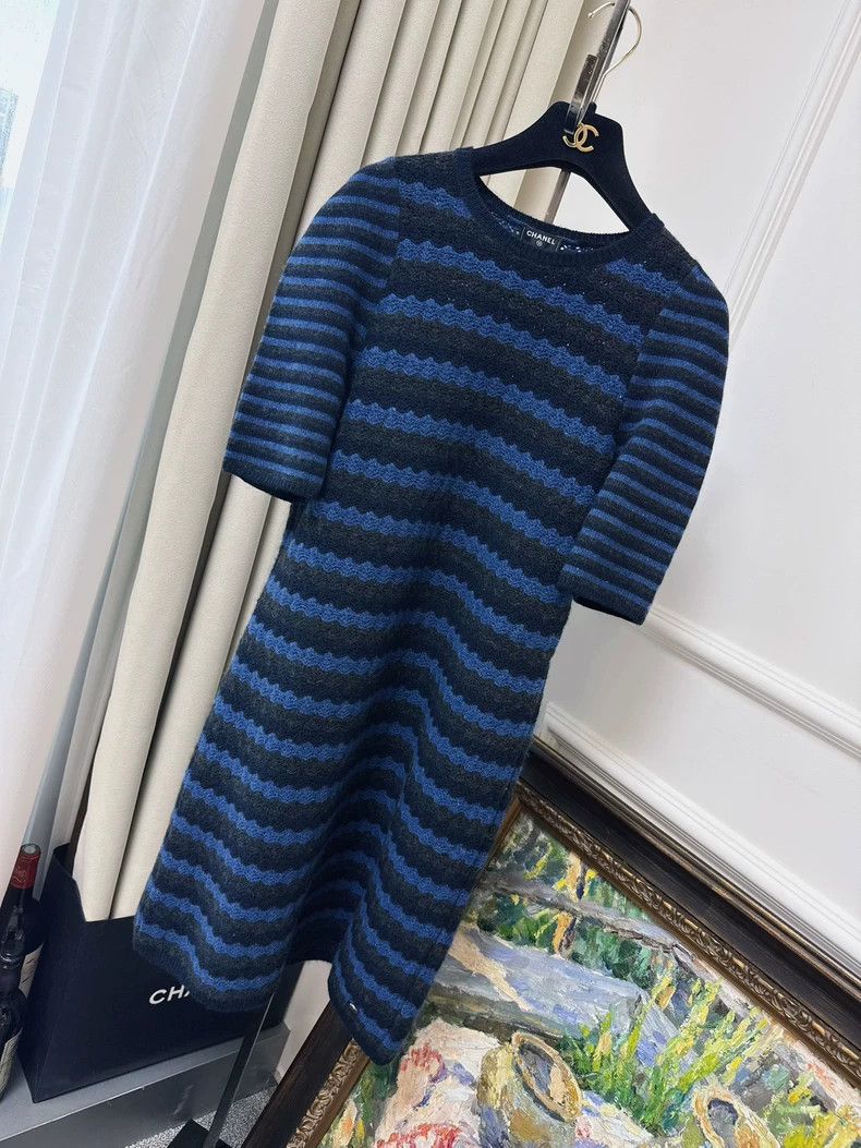 Chanel Chanel Blue Black Striped Knit Dress - dmc Size US 30 / EU 46 - 1 Thumbnail