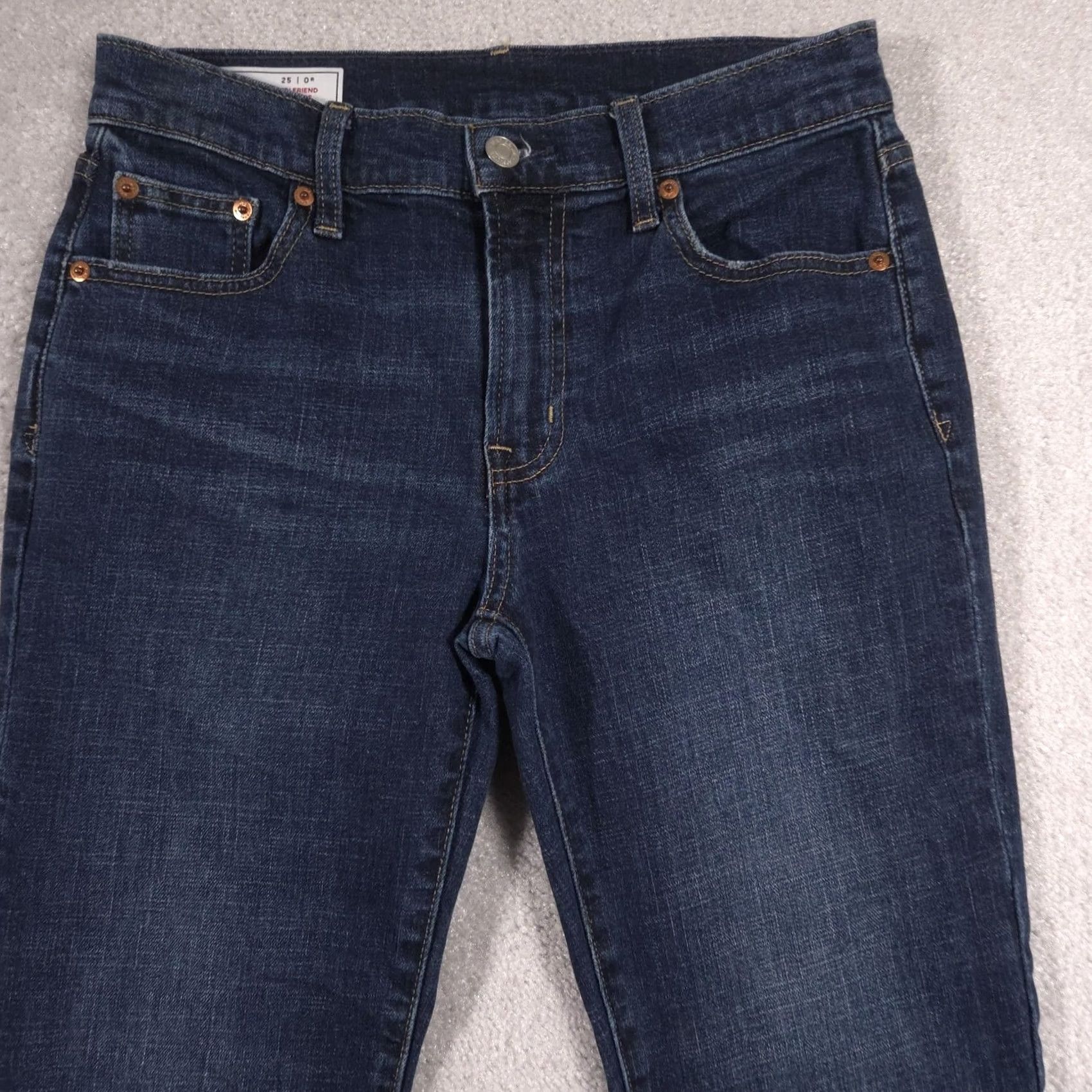 Gap Gap Girlfriend Jeans Womens 0 Blue Mid Rise Relaxed Straight Medium Wash Denim Jeans Mens Girls not applicable Size 25" / US 0 / IT 36 - 4 Thumbnail