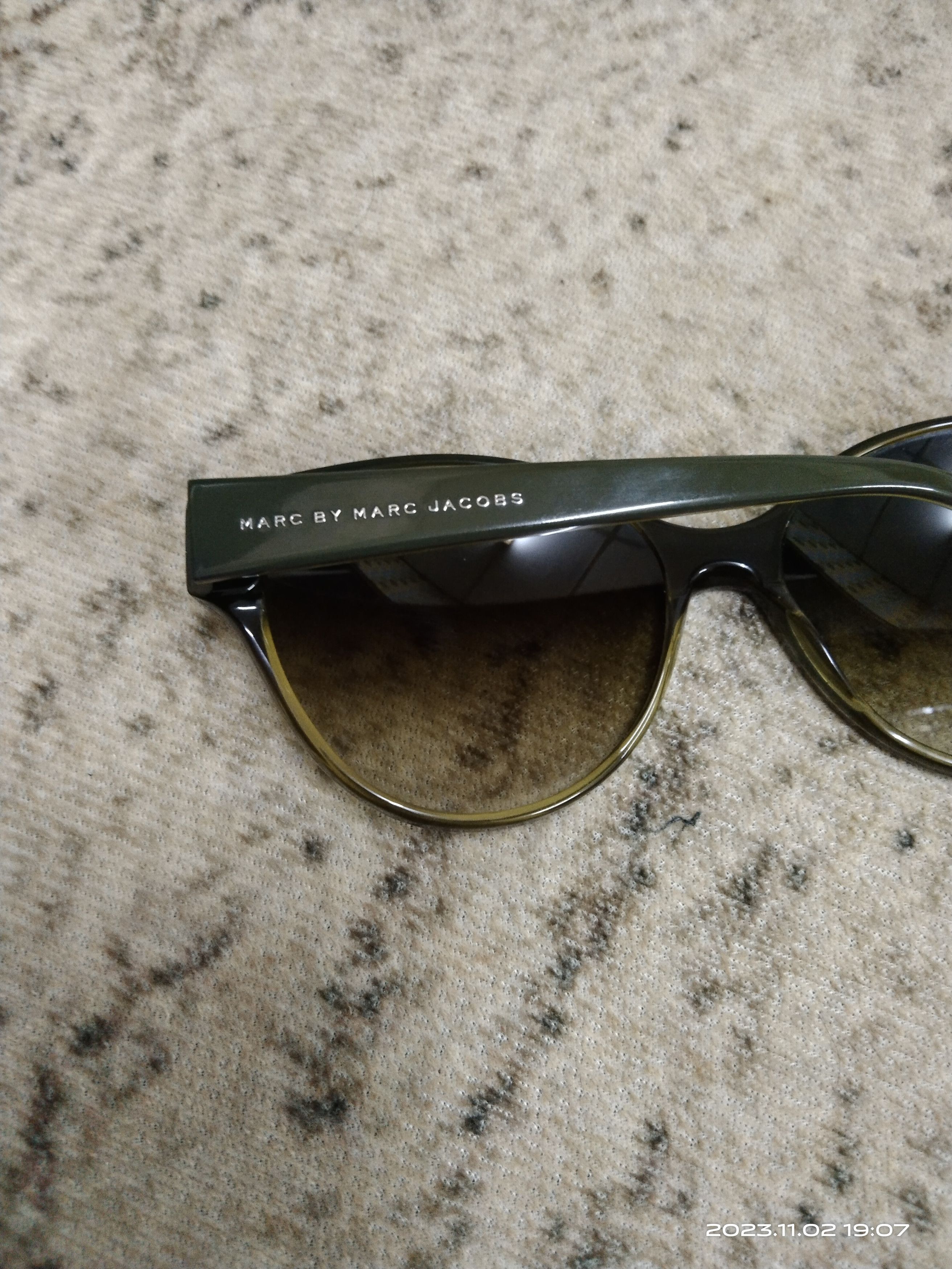 Marc by Marc Jacobs MARC BY MARC JACOBS MMJ 200/S SUNGLASS Size ONE SIZE - 4 Thumbnail
