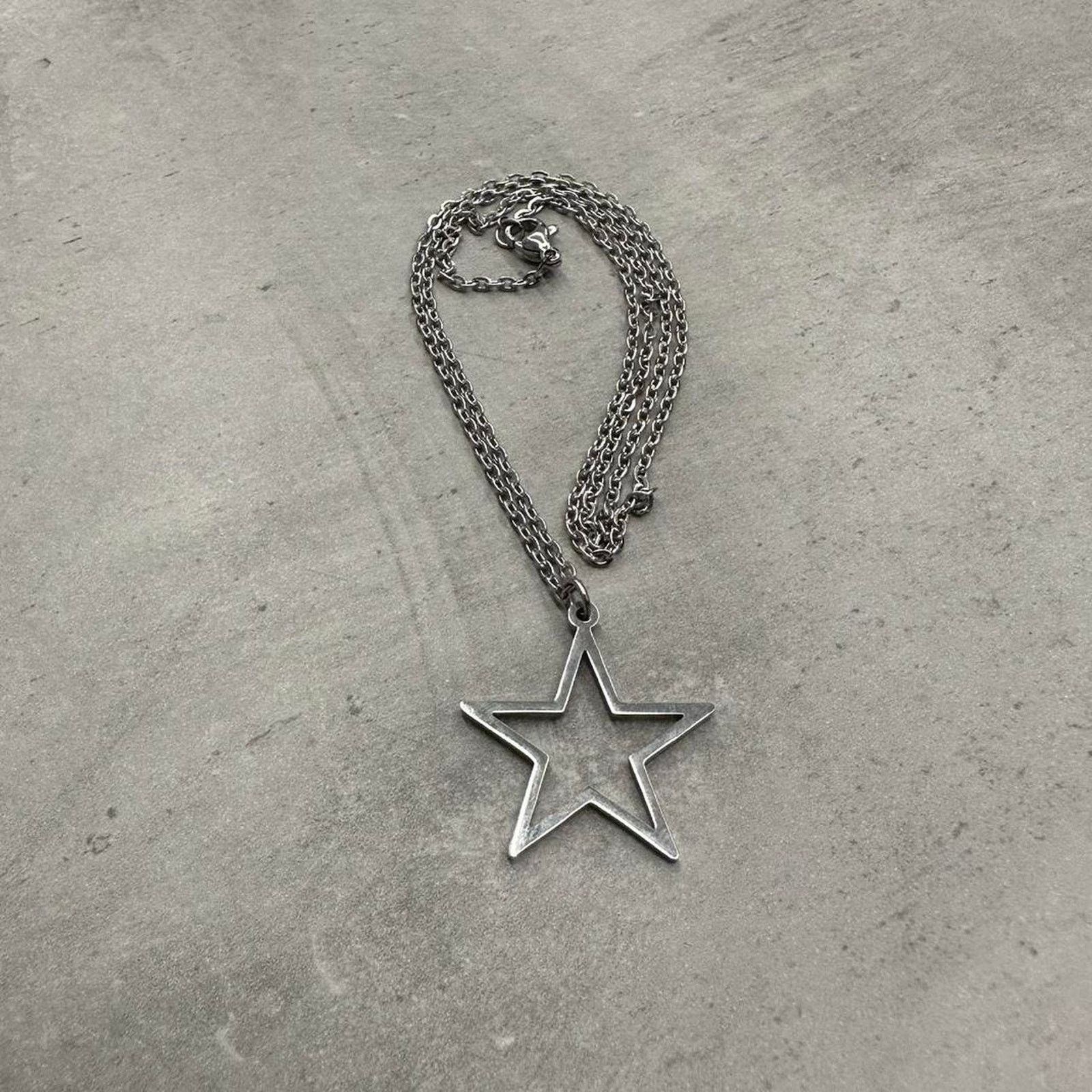 Other Y2k silver star necklace chain Size ONE SIZE - 2 Thumbnail
