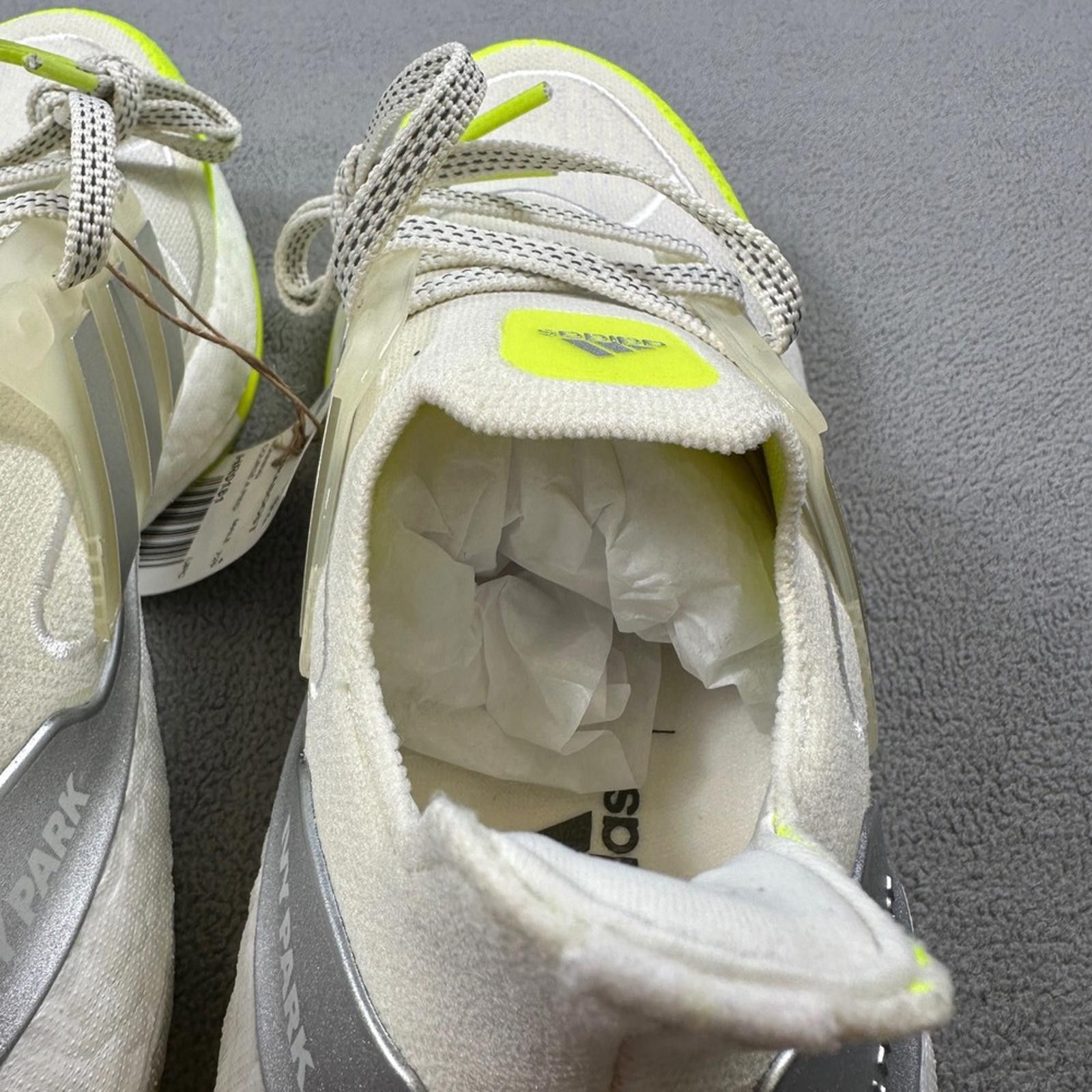 Ivy Park Adidas IVY PARK Ultraboost Cream White Yellow Running Shoes Size US 5 / EU 37 - 12 Thumbnail