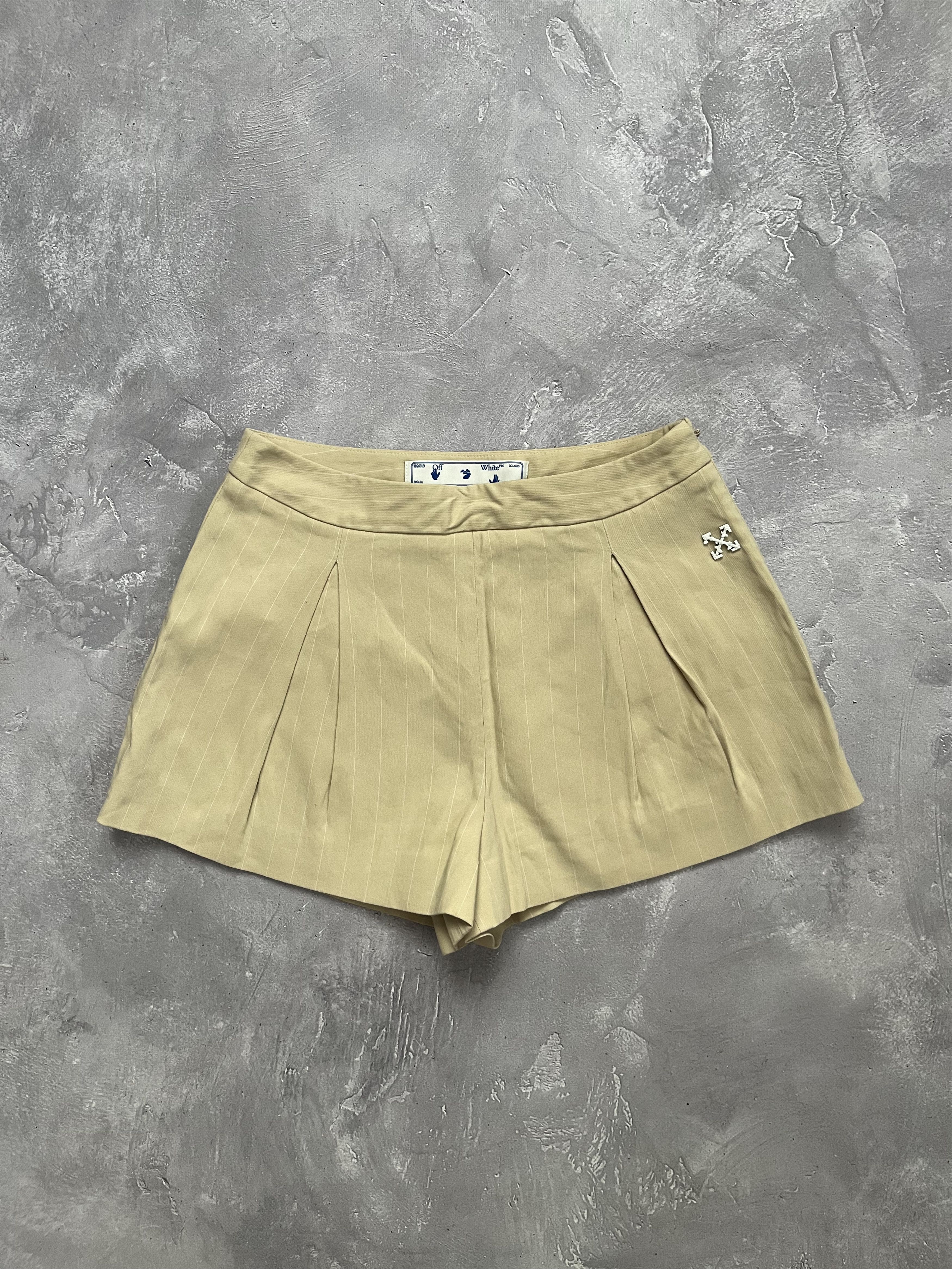 Off-White Off-White Pinstripe Trousers Shorts Pleated Size 40 Women Size 27" / US 4 / IT 40 - 1 Thumbnail