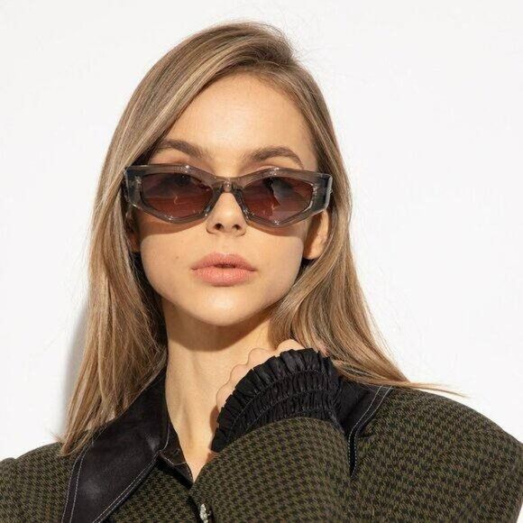Valentino Valentino V-TRE VLS-101C Sunglasses Translucent Grey Cat Eye Size ONE SIZE - 2 Thumbnail