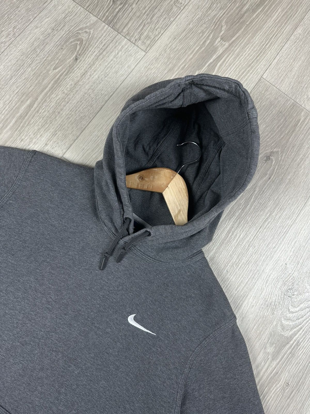 Nike Vintage Nike Hoodie Y2K Size M Small Logo Drill Size US M / EU 48-50 / 2 - 5 Thumbnail