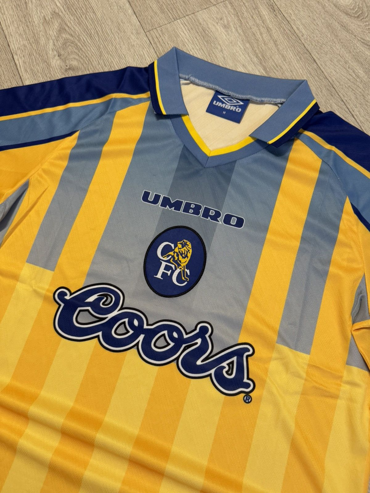 Umbro × Vintage 🔷Retro Umbro Chelsea 1995/96/97 Soccer jersey🔷 Size US M / EU 48-50 / 2 - 3 Thumbnail