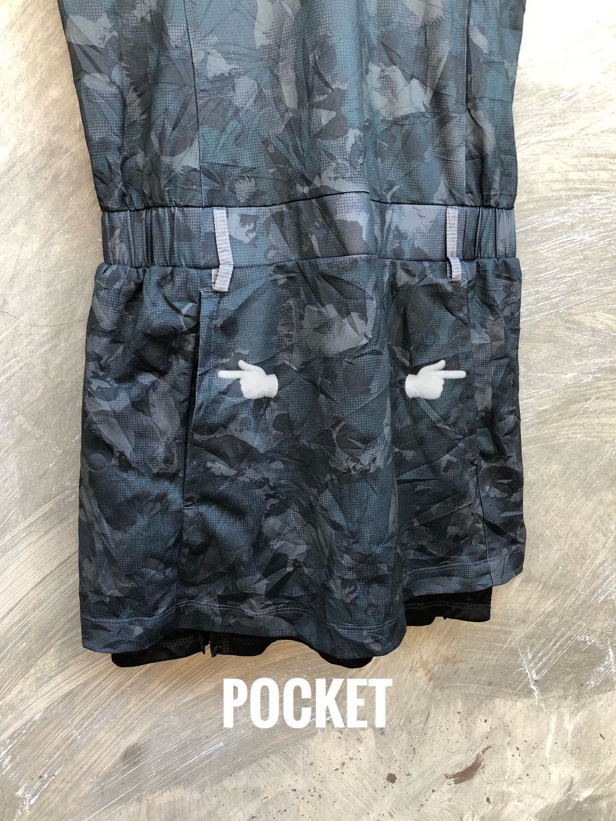 Oakley × Vintage Oakley Sport Midi Dress Army Pattern Size M / US 6-8 / IT 42-44 - 3 Thumbnail