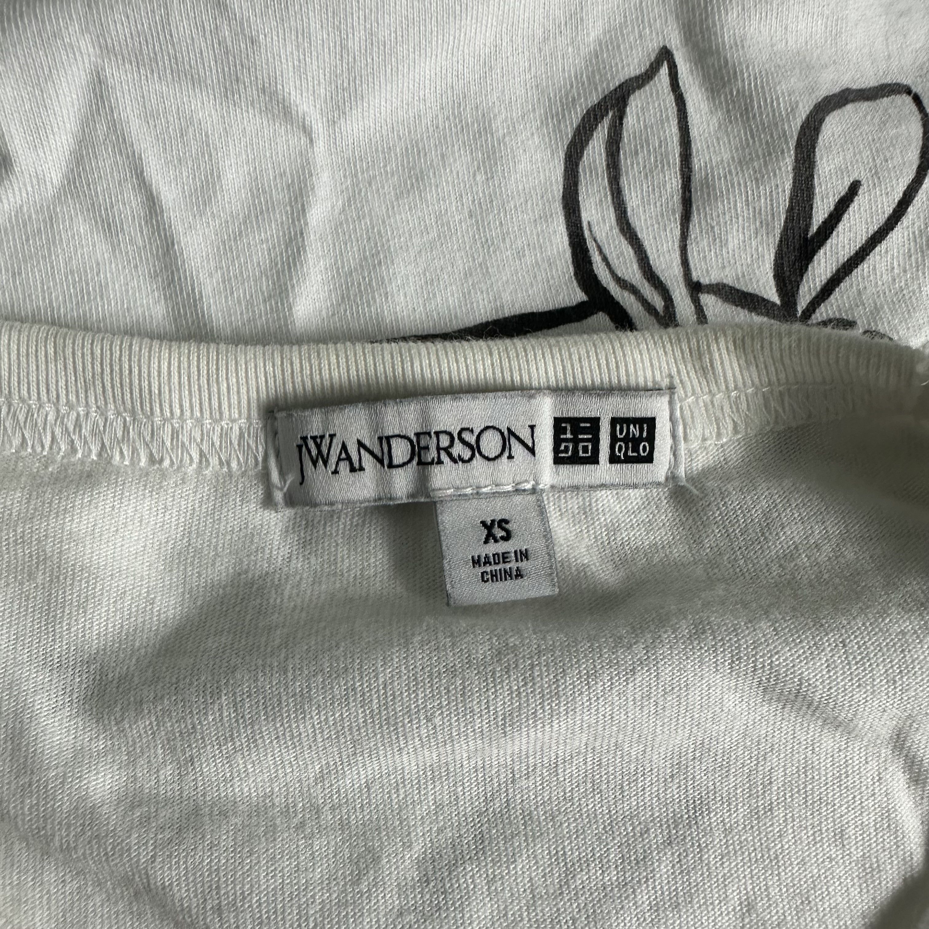 JW Anderson × Uniqlo 🔥RARE🔥Uniqlo x J.W Anderson Good Pop Art T-shirt Size US XS / EU 42 / 0 - 4 Thumbnail
