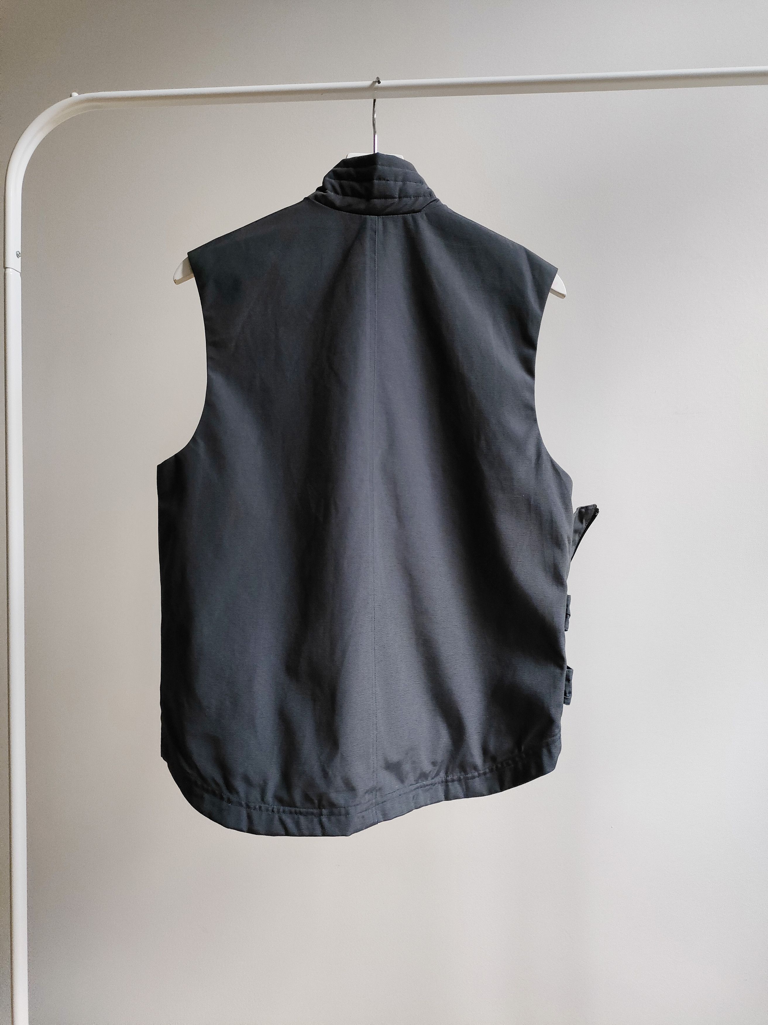 Nike 2000s Nike Morse Code Technical ‘Bulletproof’ Utility Vest Size US S / EU 44-46 / 1 - 4 Thumbnail