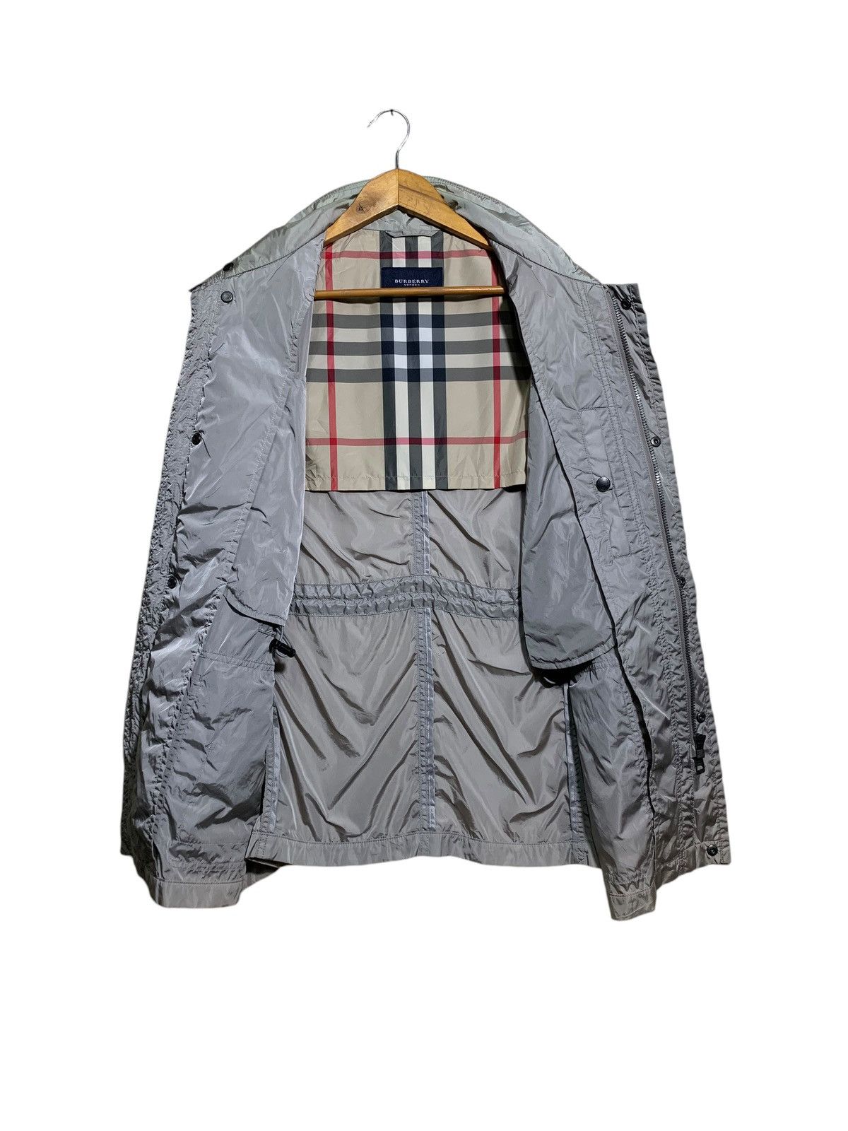 Burberry 🔥BURBERRY DRAWSTRING LIGHT JACKETS Size US M / EU 48-50 / 2 - 8 Thumbnail