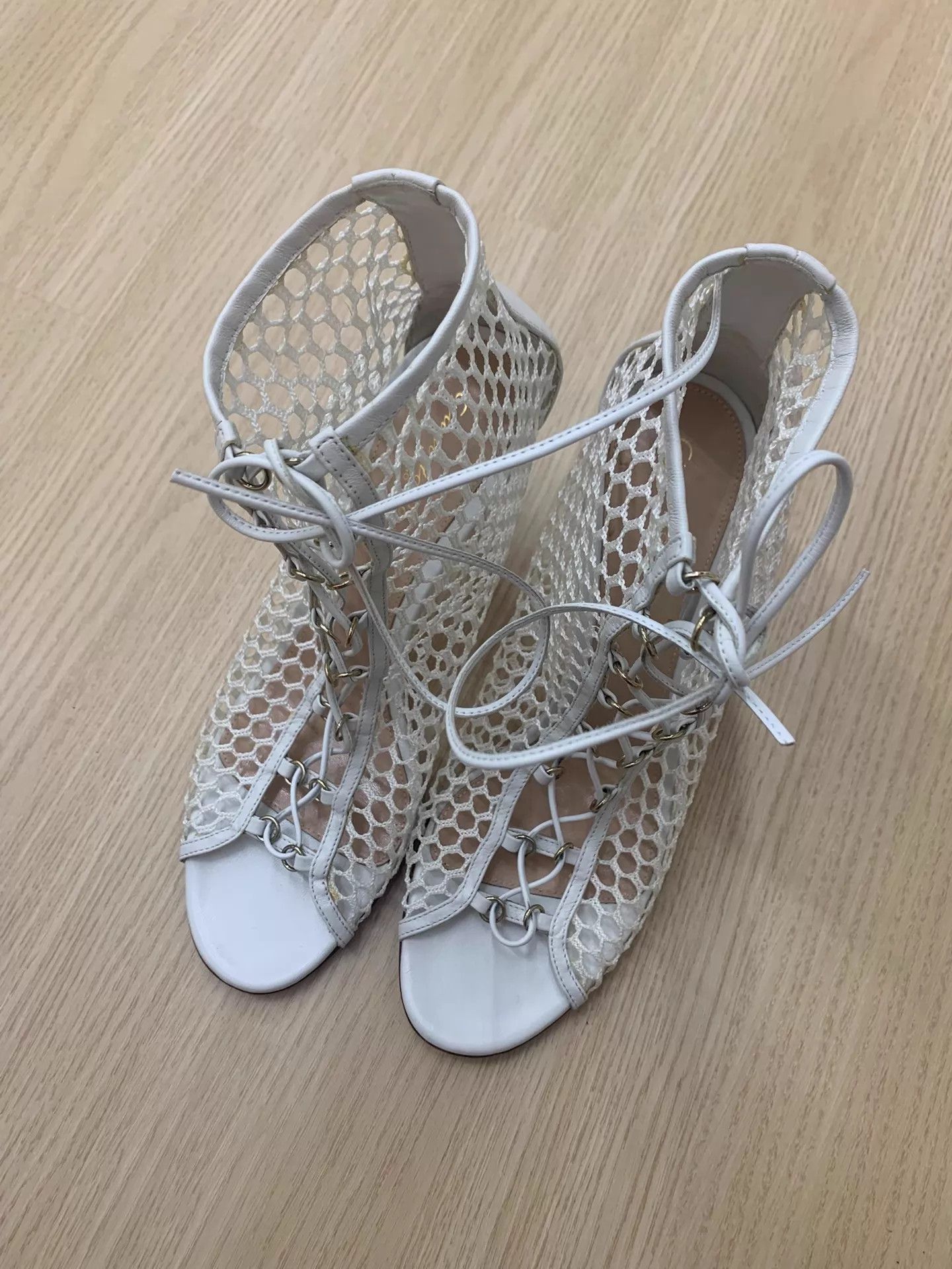 Gianvito Rossi Gianvito Rossi White Lace-Up Mesh Heels 39.5 New Size US 9 / IT 39 - 1 Thumbnail
