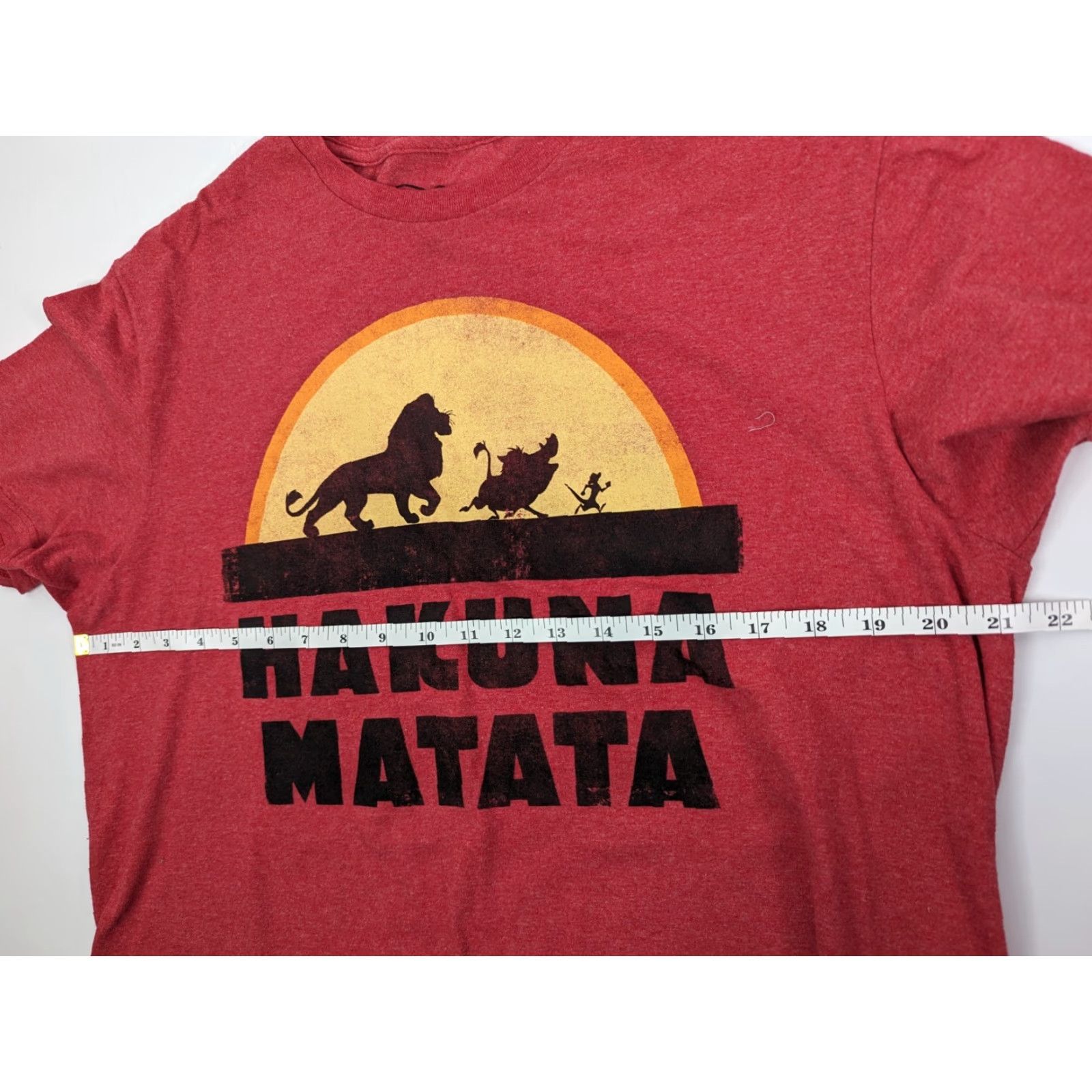 Disney Disney Lion King Hakuna Matata Short Sleeve T-Shirt Men Large Red Disney Lion King T-Shirt Mens Large Red Hakuna Matata Size US L / EU 52-54 / 3 - 6 Thumbnail