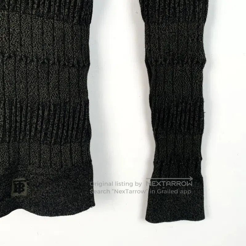 Burberry Burberry Ribbed Knit Turtleneck Sweater. Size XS / US 0-2 / IT 36-38 - 4 Thumbnail