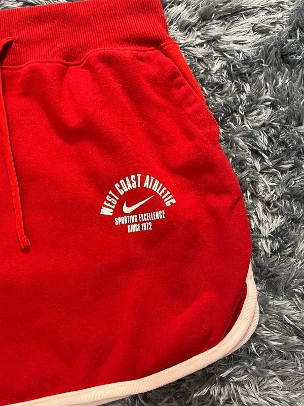 Nike Nike Red Tennis Skirt Genuine 2000s Size 32" / US 10 / IT 46 - 7 Thumbnail