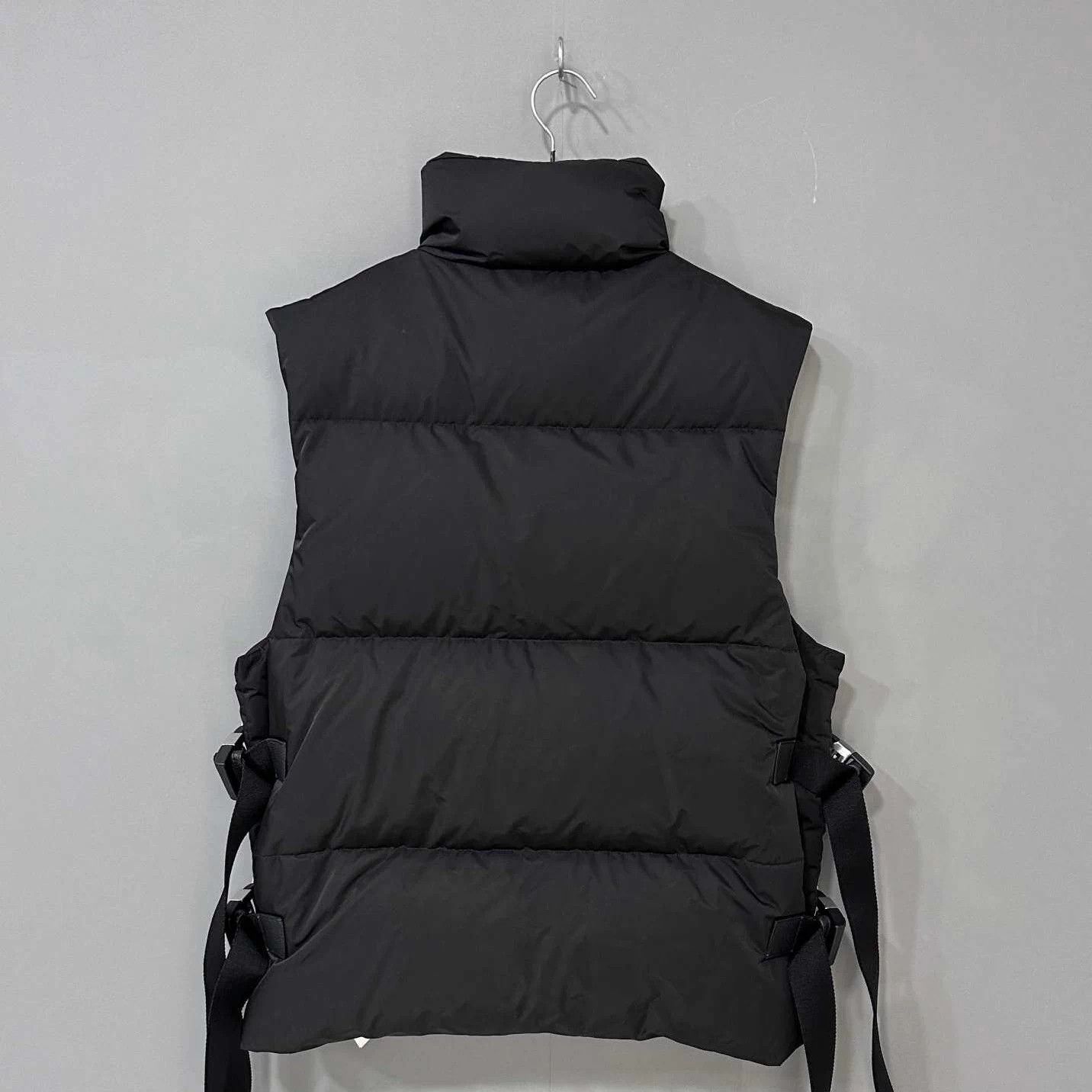 Givenchy GIVENCHY solid metallic details down vest 98 new size 46 Size XL / US 12-14 / IT 48-50 - 3 Thumbnail