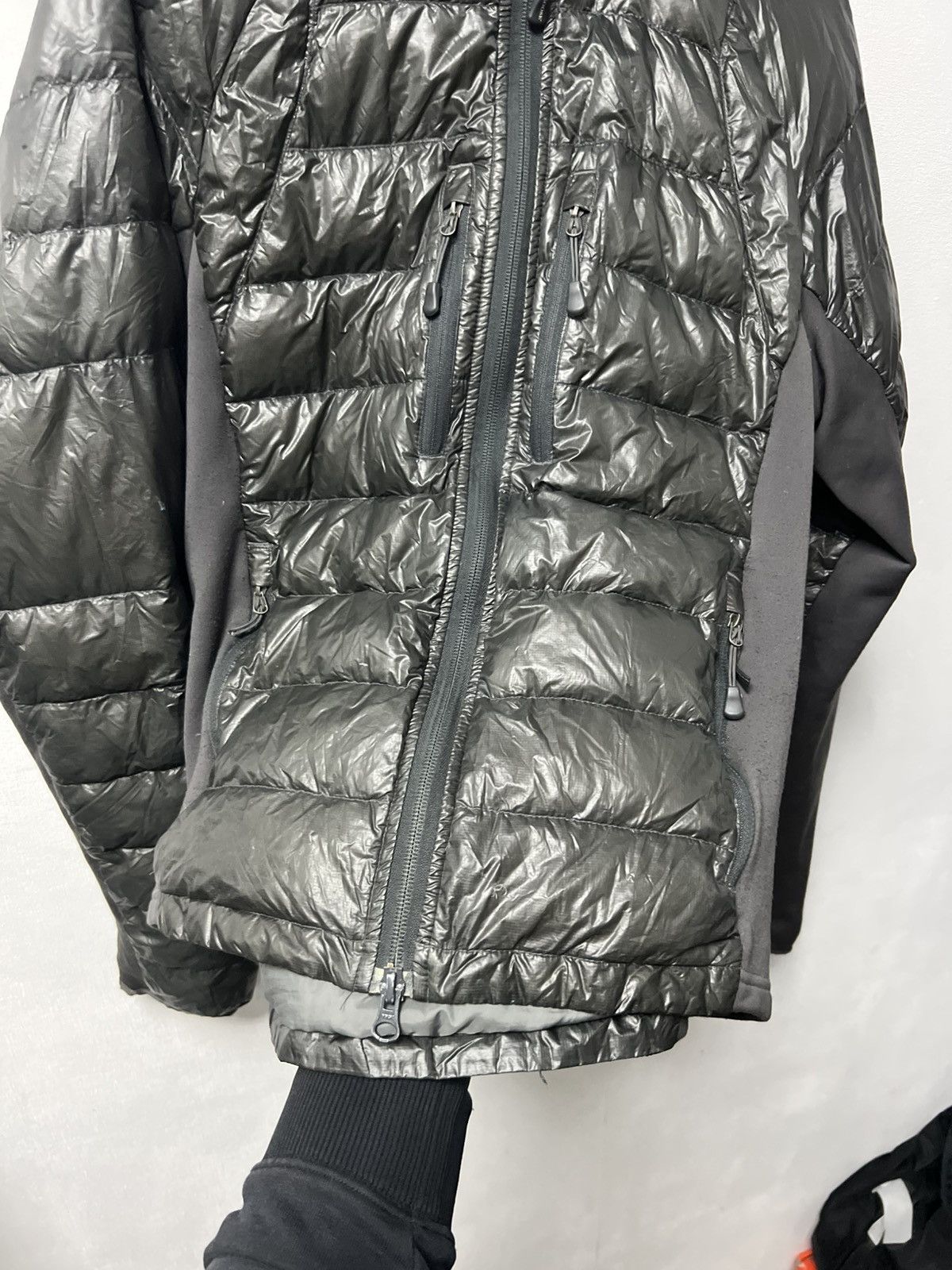 Canada Goose Canada goose Hybridge lite hooded micro puffer jacket Size US S / EU 44-46 / 1 - 19 Thumbnail