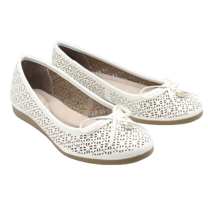 Other Giani Bernini Odeysa Slip-On Perforated Ballet Flats WHT 9.5 ...