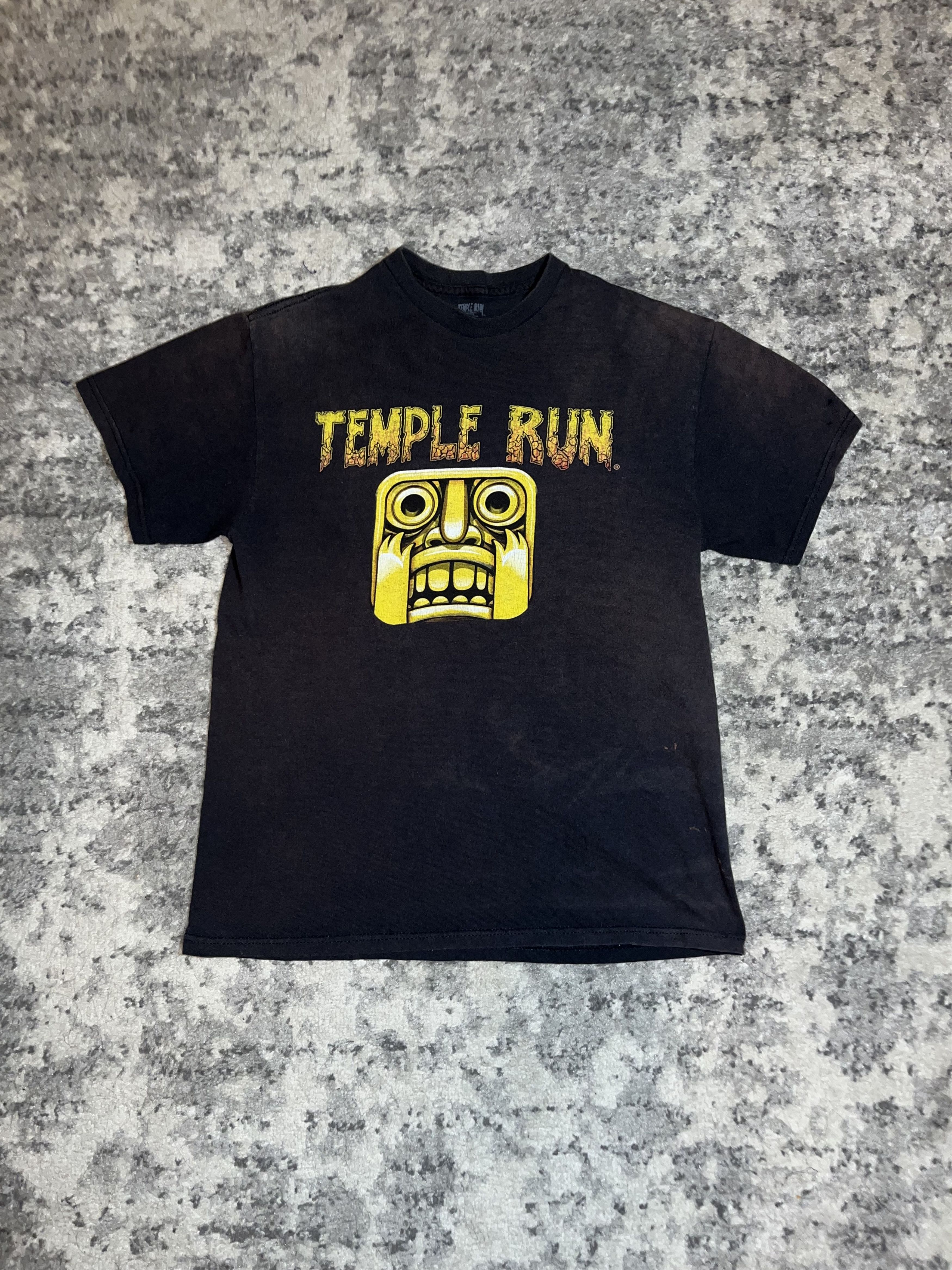 Vintage Y2K Sunfaded Temple Run Shirt Size US S / EU 44-46 / 1 - 1 Thumbnail