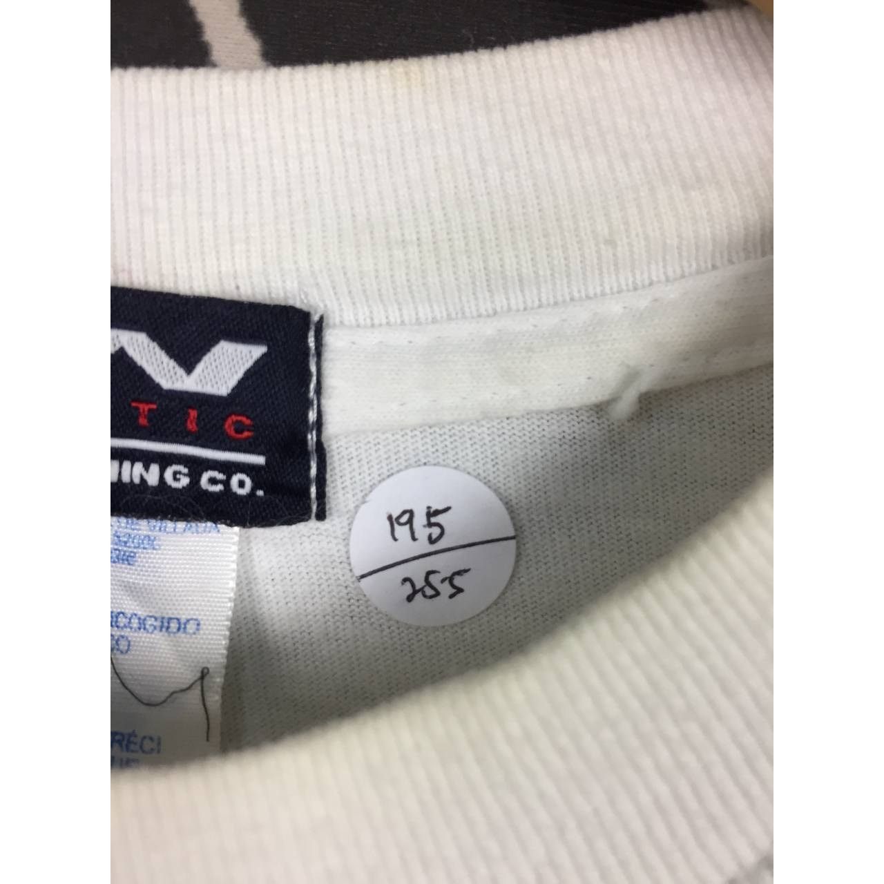 Vintage Vtg Dubwear Clothing Co. UVIC University Of Victoria Tee Size US M / EU 48-50 / 2 - 13 Thumbnail