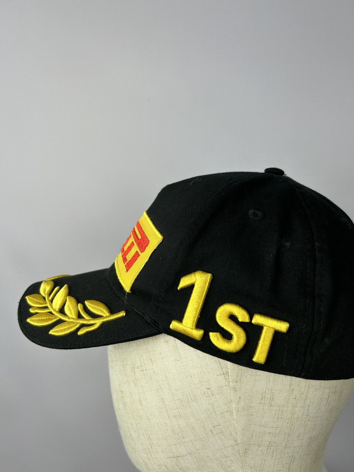 Formula 1 × Pirelli × Vintage Pirelli Formula Uno Vintage RARE 1st Place Grand Prix Cap Size ONE SIZE - 5 Thumbnail