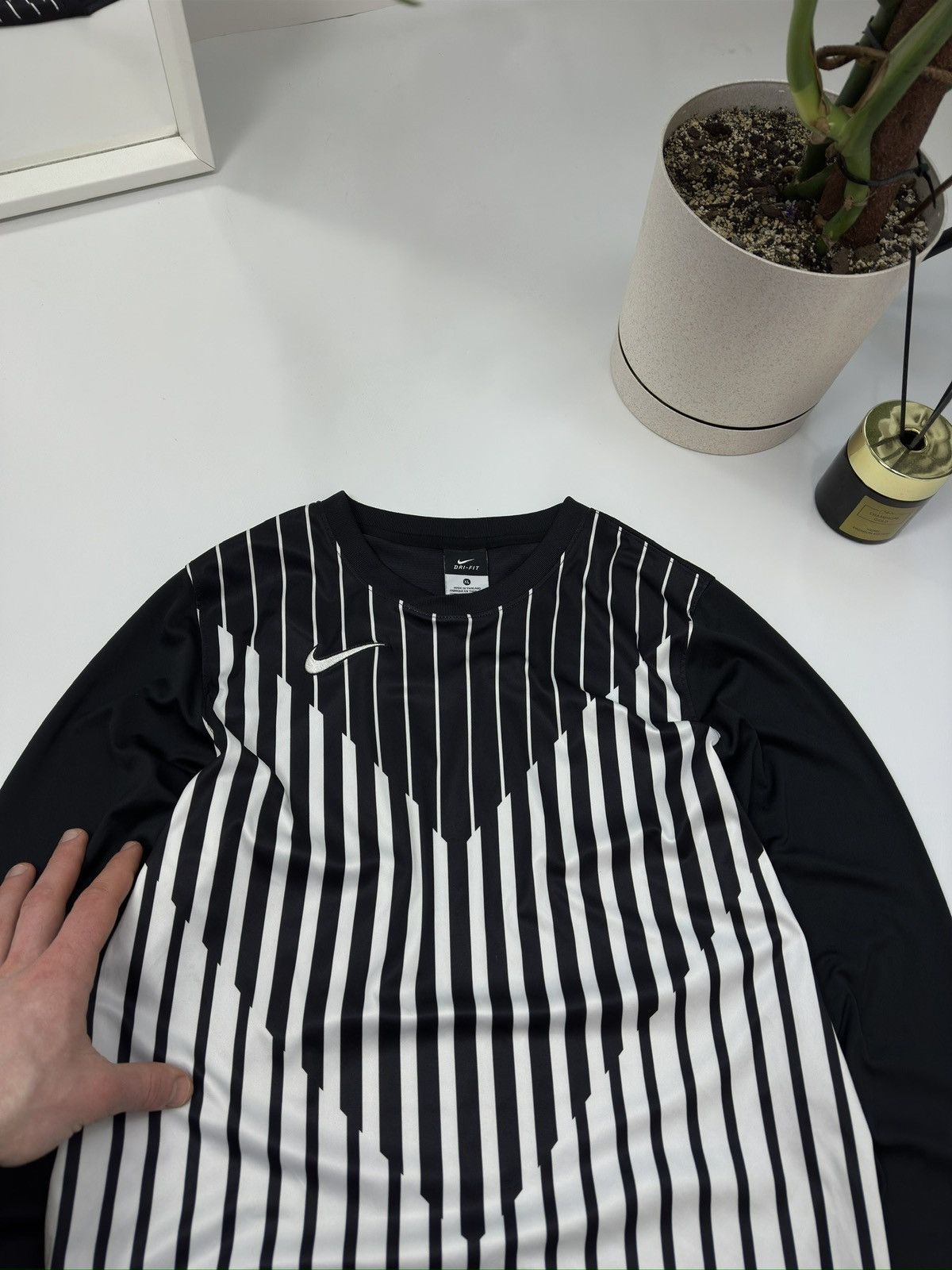 Other Vintage Nike Y2K streetwear long sleeve Size US S / EU 44-46 / 1 - 5 Thumbnail