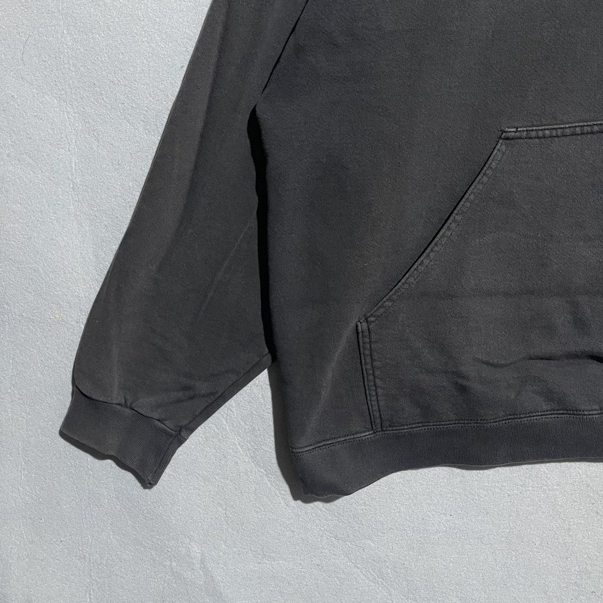 Nike Vintage Nike Black Hoodie – Classic Embroidered Swoosh Size US L / EU 52-54 / 3 - 4 Thumbnail