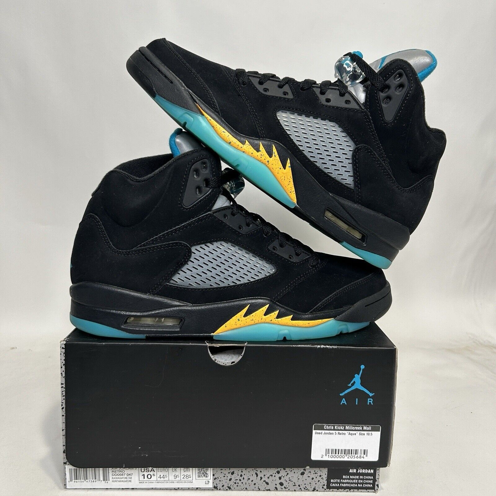 Jordan Brand Nike Air Jordan 5 Retro “Aqua” 2024 Size US 10.5 / EU 43-44 - 1 Thumbnail