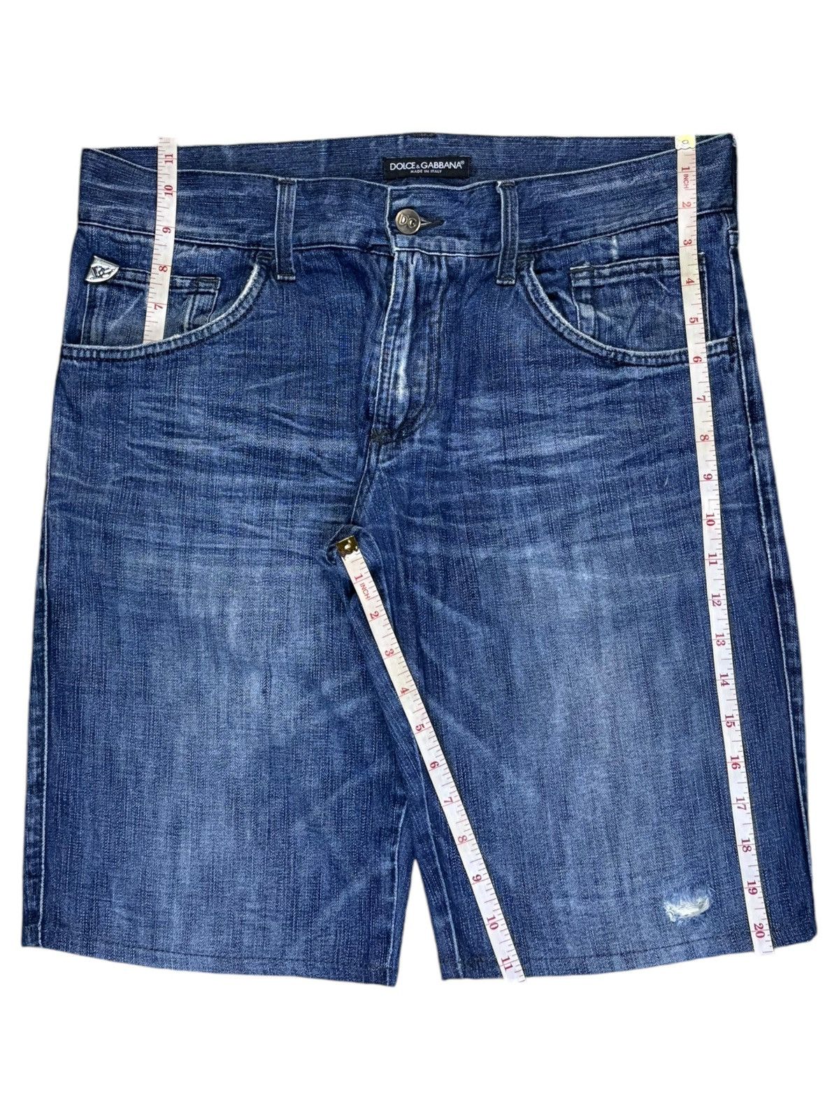 Dolce & Gabbana Vintage Italy Dolce Gabbana Blue Wash Distressed Jean Shorts Size US 34 / EU 50 - 15 Thumbnail