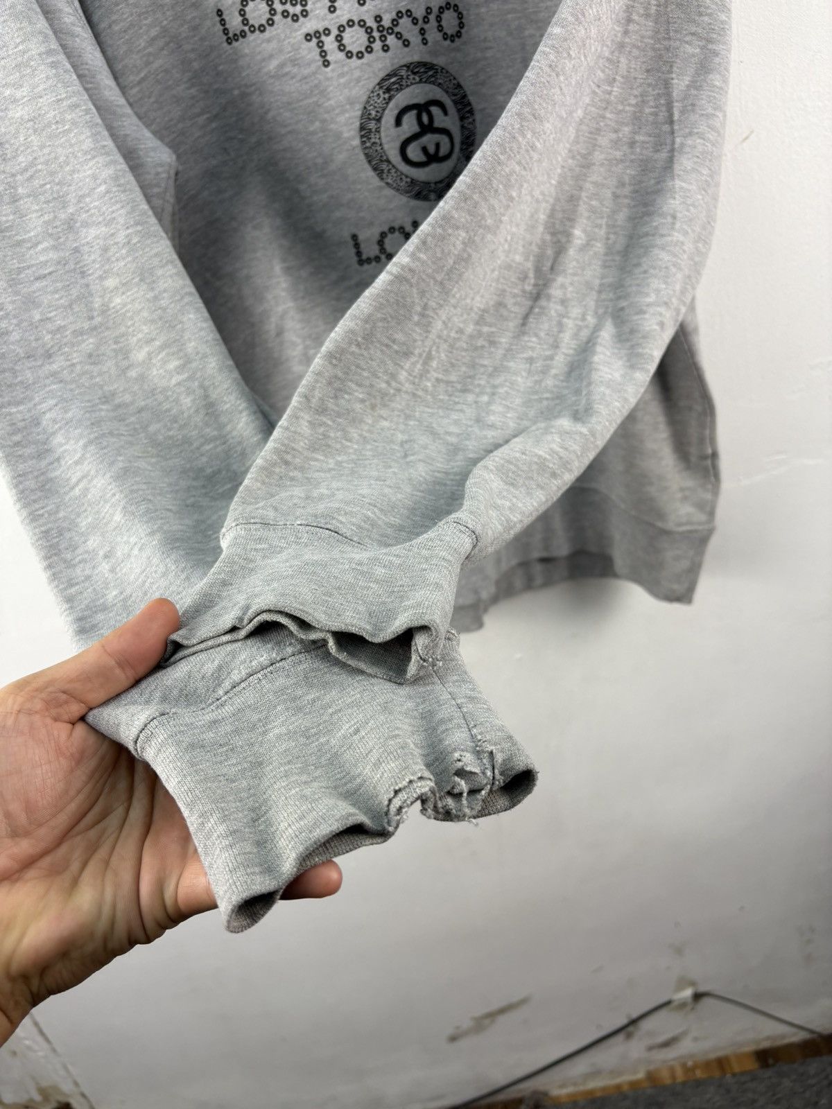 Stussy Stussy Vintage Y2K Sweatshirt Distressed Size US L / EU 52-54 / 3 - 6 Thumbnail
