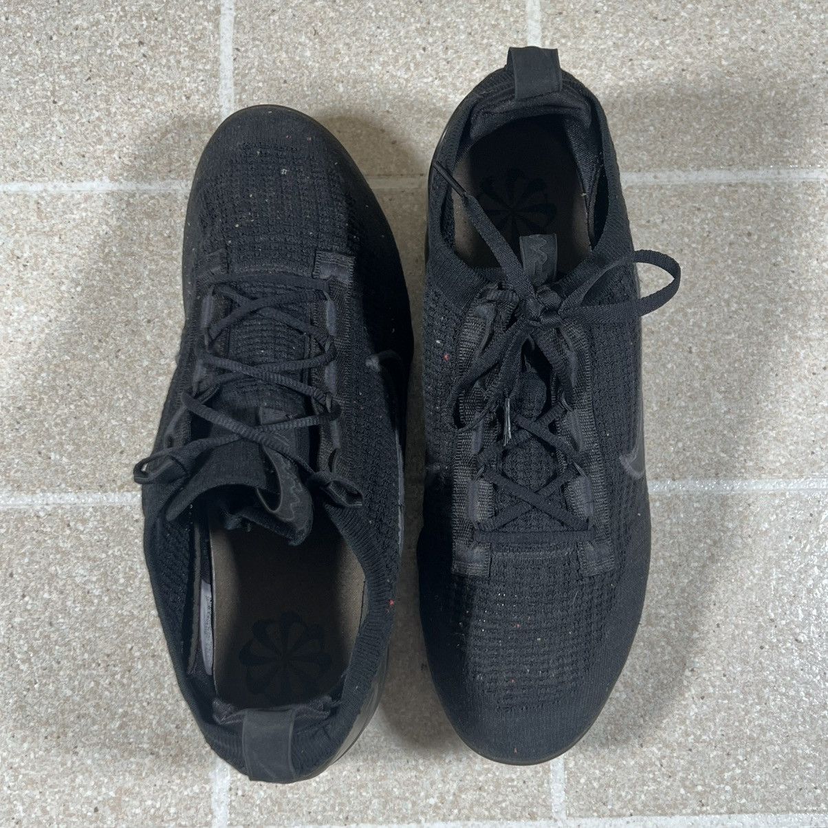 Nike Nike Air VaporMax 2021 Flyknit Shoes sz 10.5 Black Sneakers Size US 10.5 / EU 43-44 - 6 Thumbnail