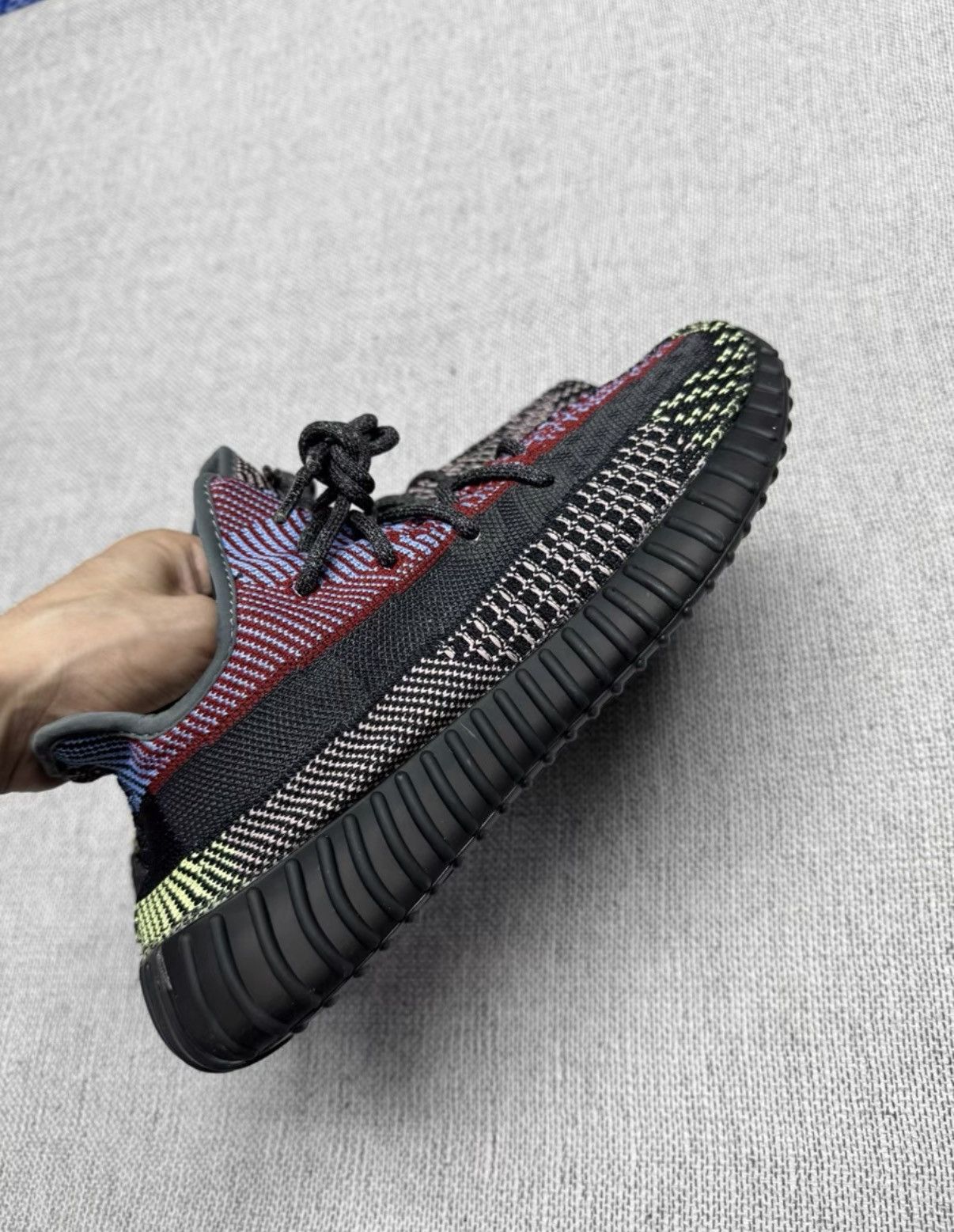 Adidas Adidas Yeezy 350 Black & Red Angel FW5190 K37 Size US 9.5 / EU 42-43 - 4 Thumbnail