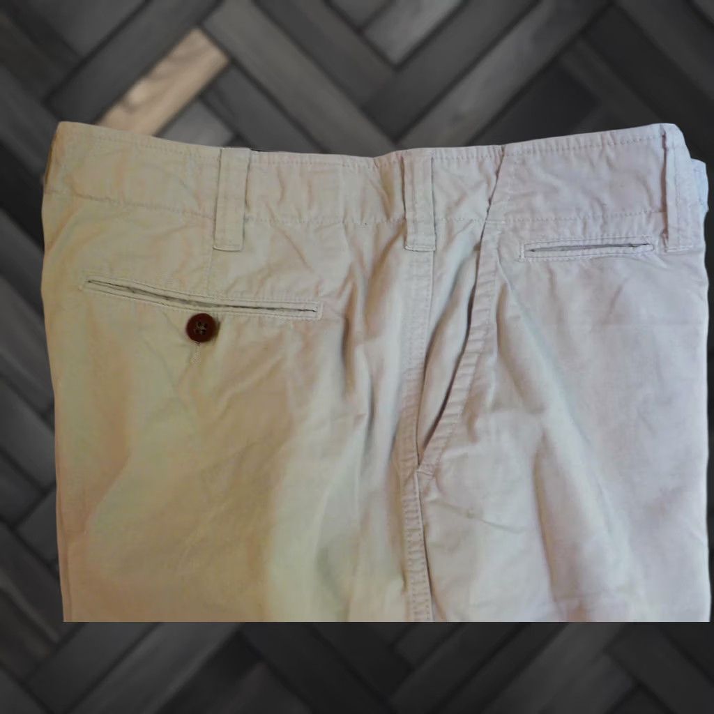 Vintage TRUE GRIT Men's Flat Front Classic Shorts - Beige Cotton, SZ 32, 9" Inseam, 5 Pockets, Casual, Regular, Good Condition Size US 32 / EU 48 - 1 Thumbnail