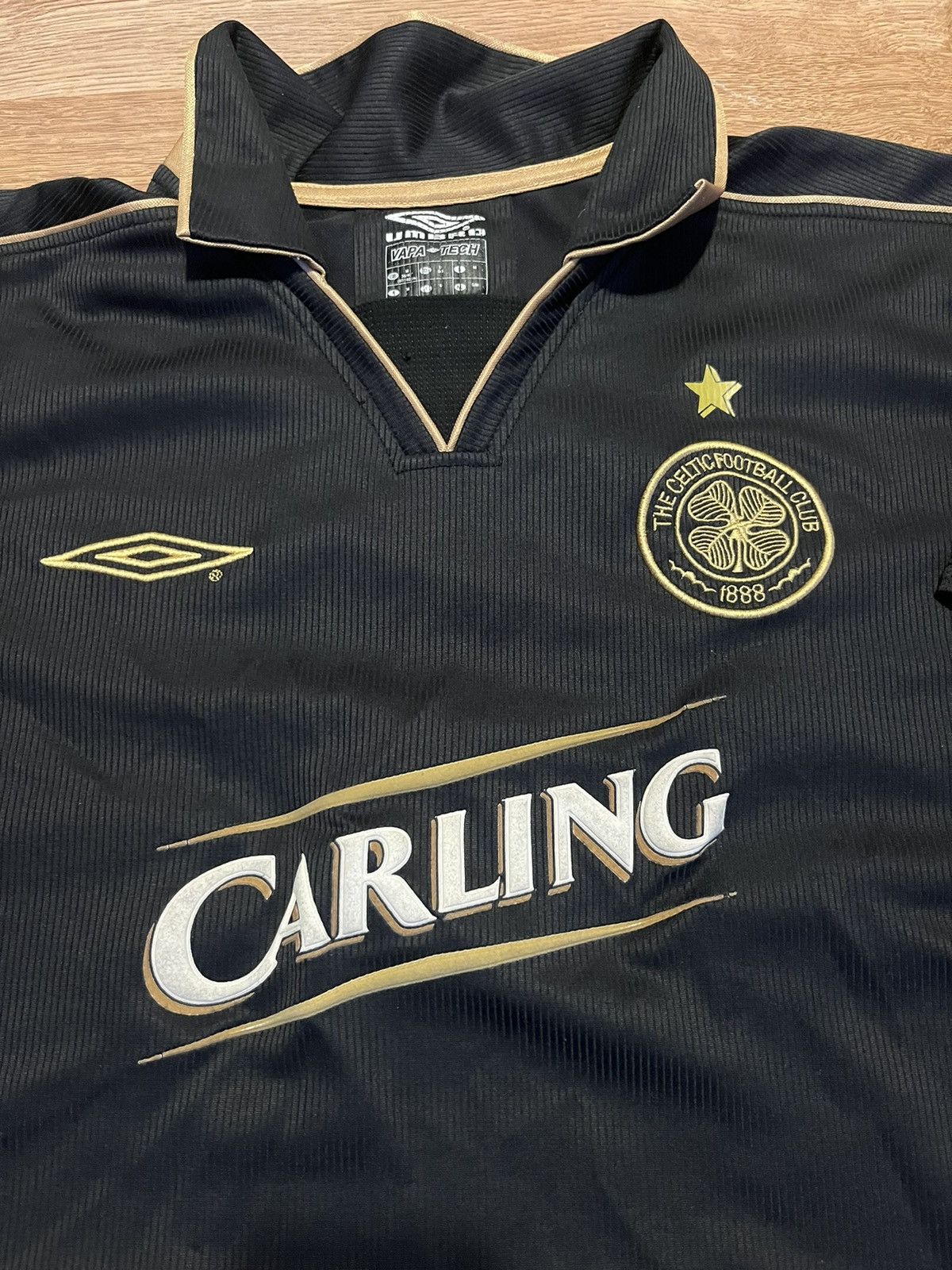Umbro Vintage Celtic Scotland 2003 2004 Away Football Size US M / EU 48-50 / 2 - 2 Thumbnail